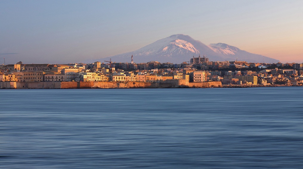 panorama Siracusa con Etna