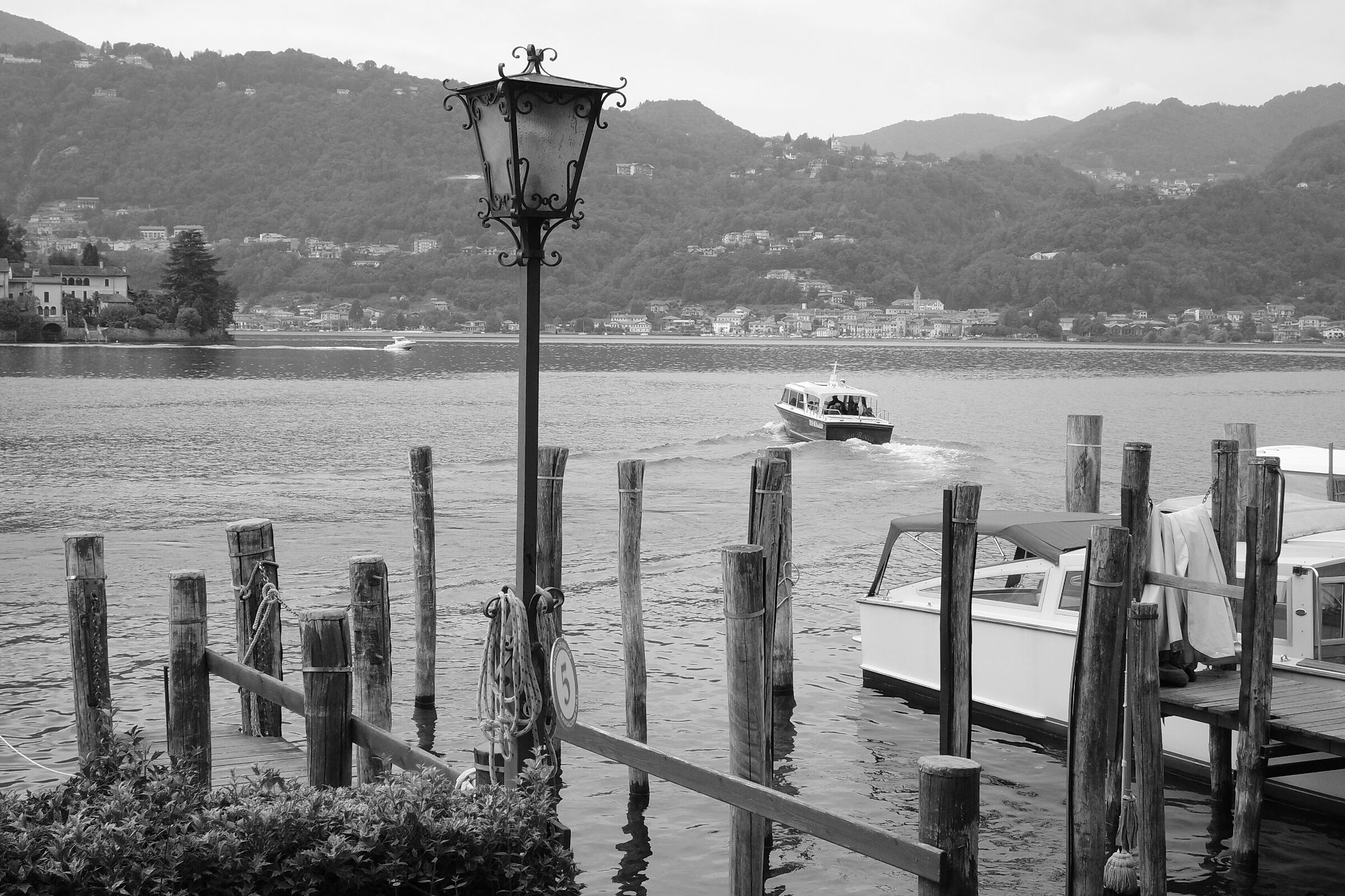 in direzione San Giulio (Isola)  -Orta-