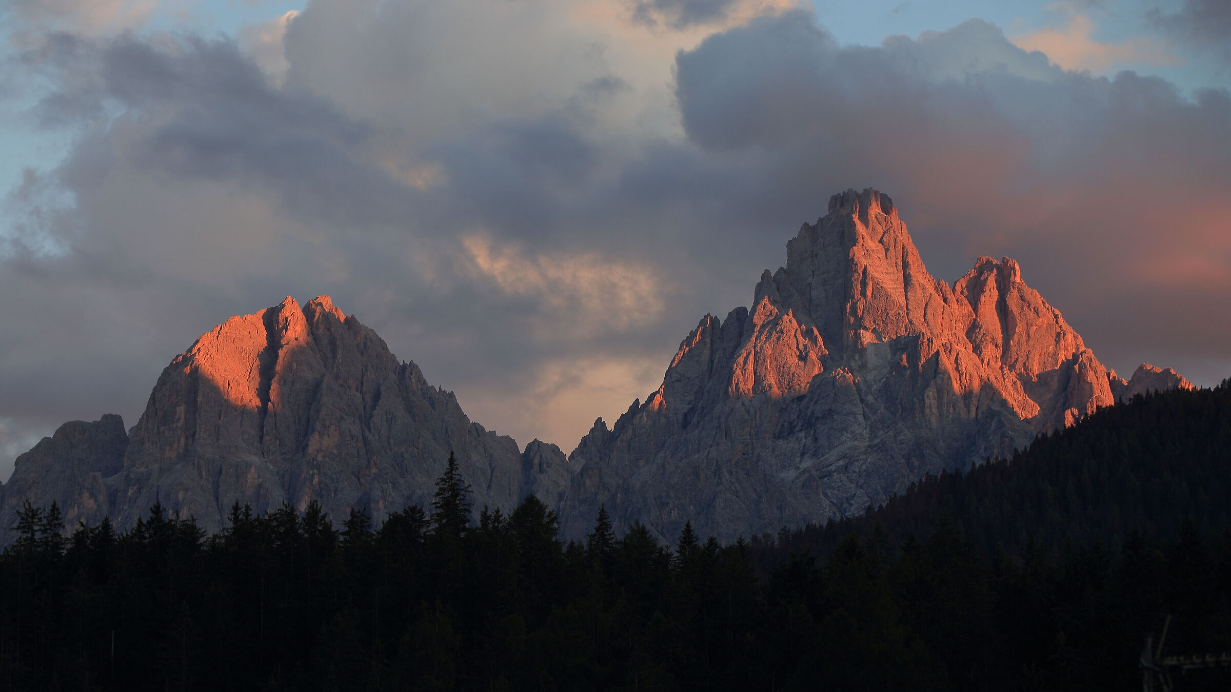 Tramonto sui Tre Scarperi e Cima di Sesto