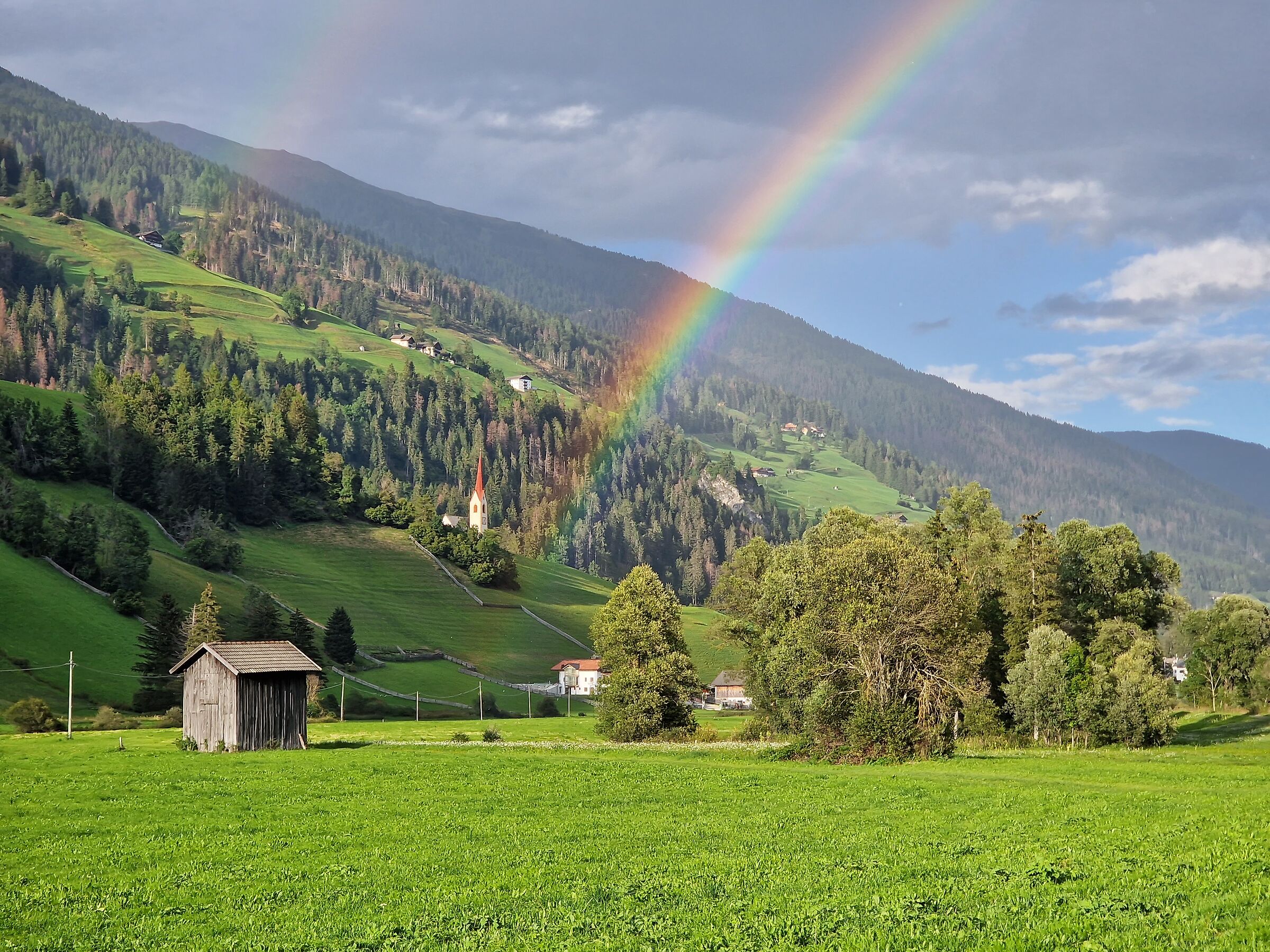 Arcobaleno a Prato alla Drava