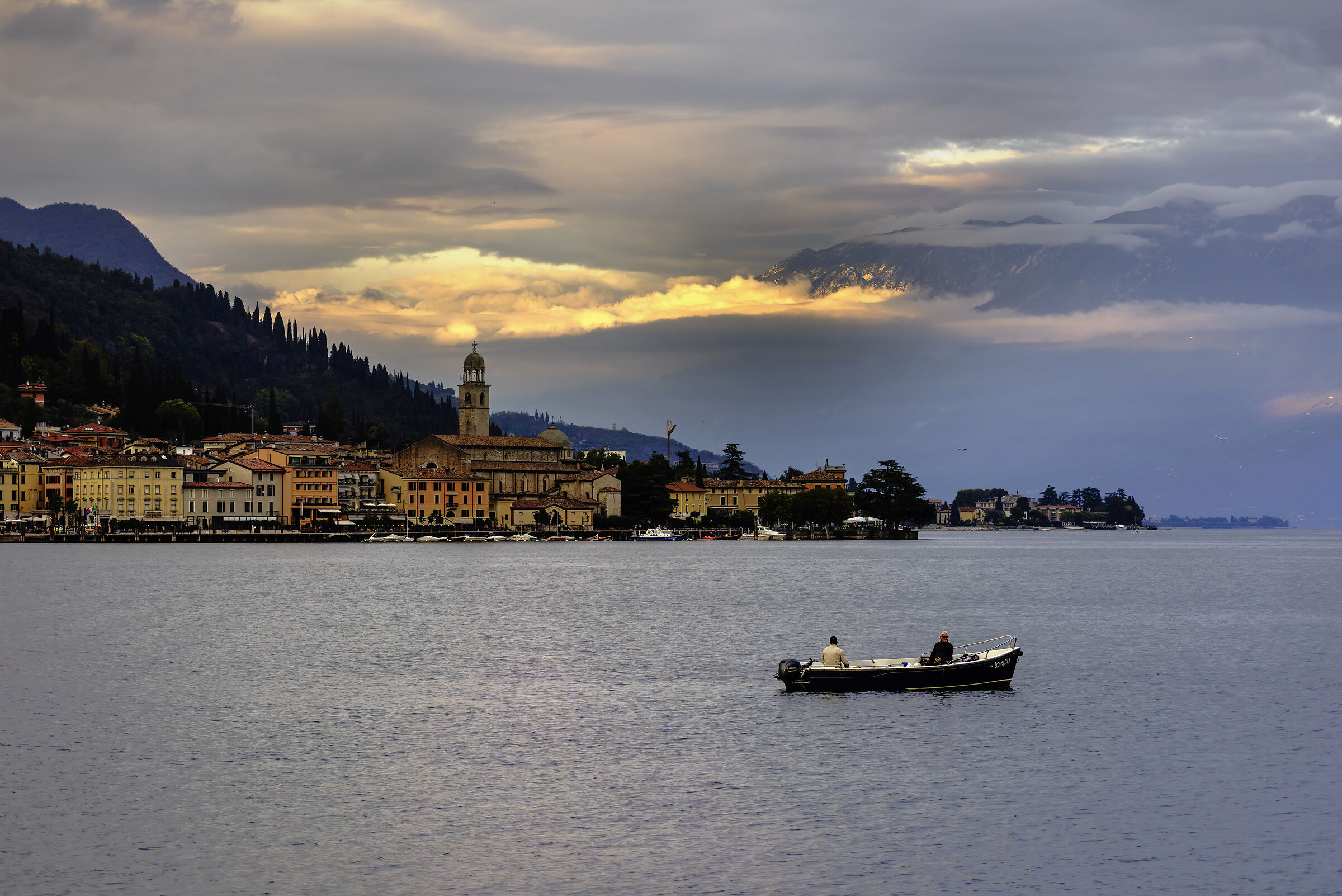 Salò at nightfall