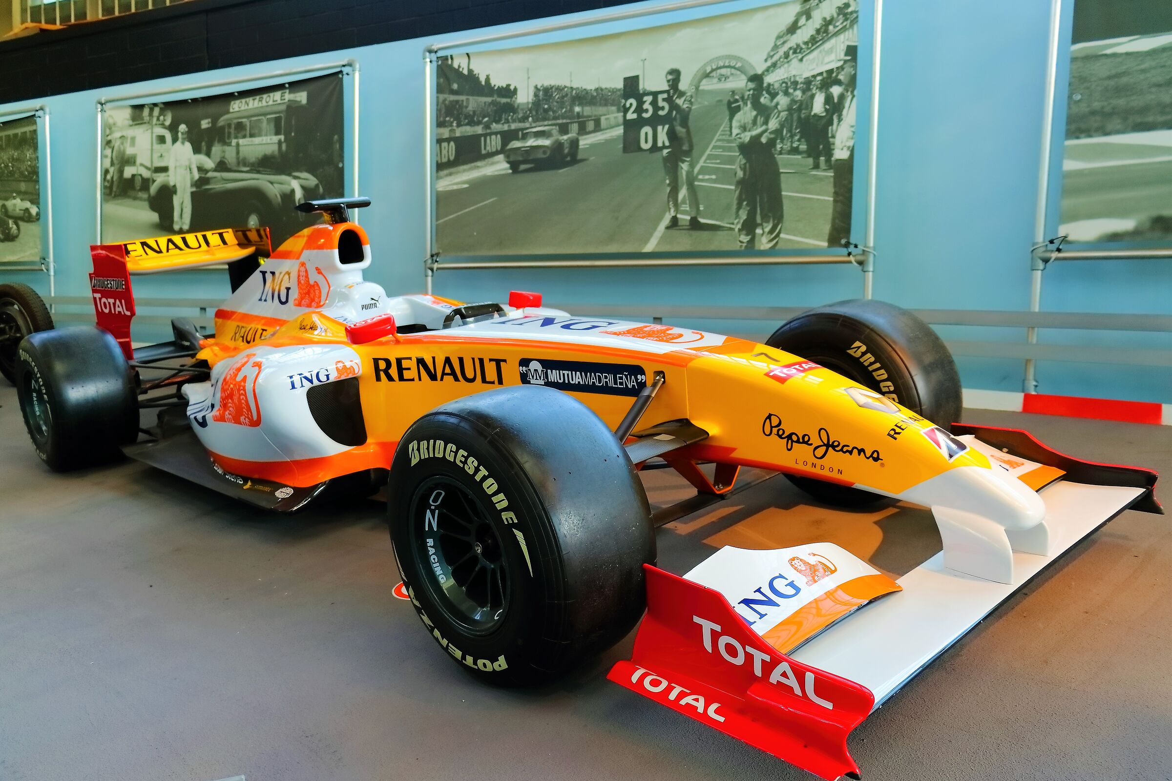 Autoworld Bruxelles 12-08-2022