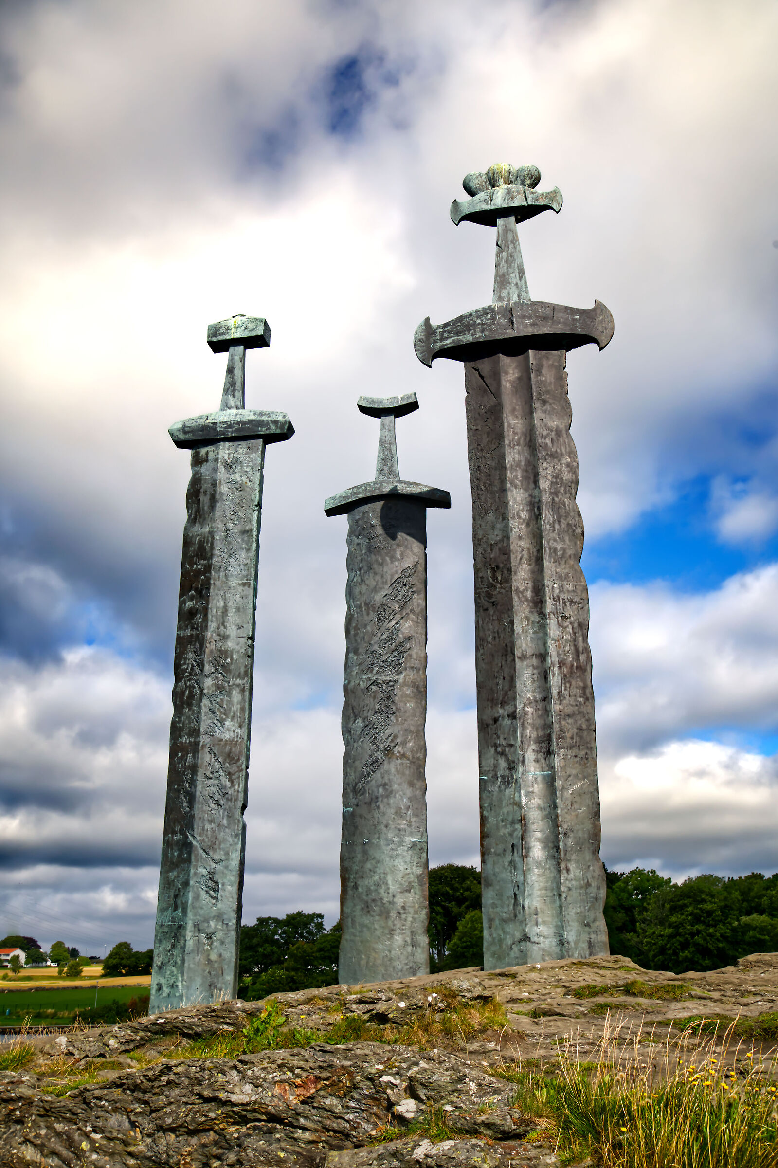 Sverd i fjell