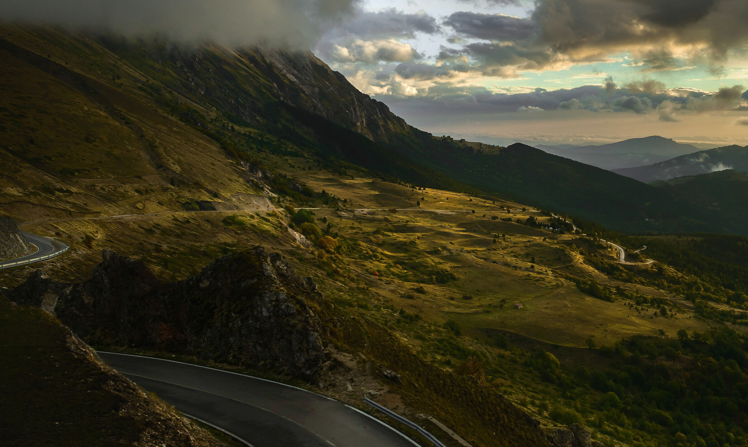 First lights on Forca di Presta