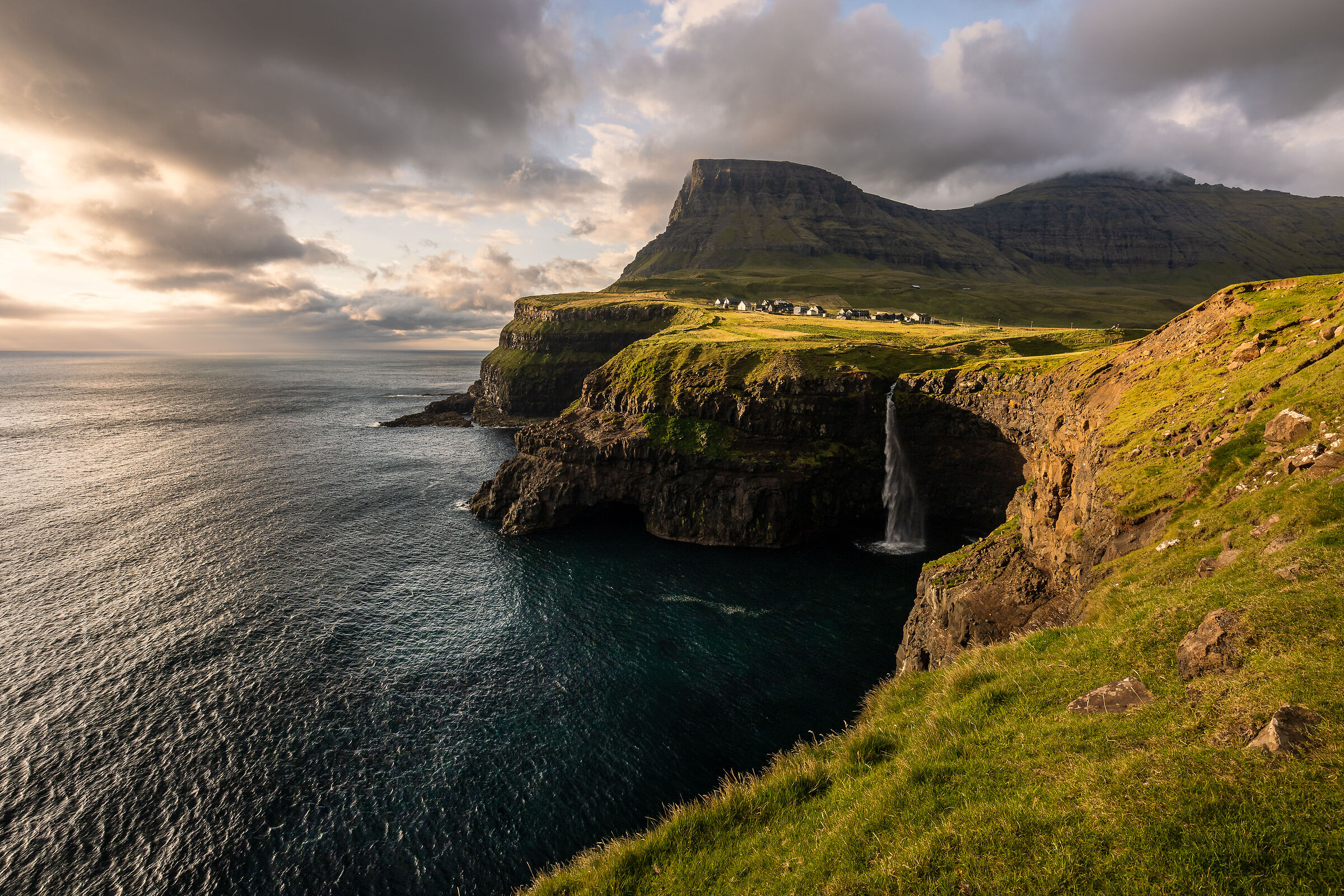 Múlafossur at sunset