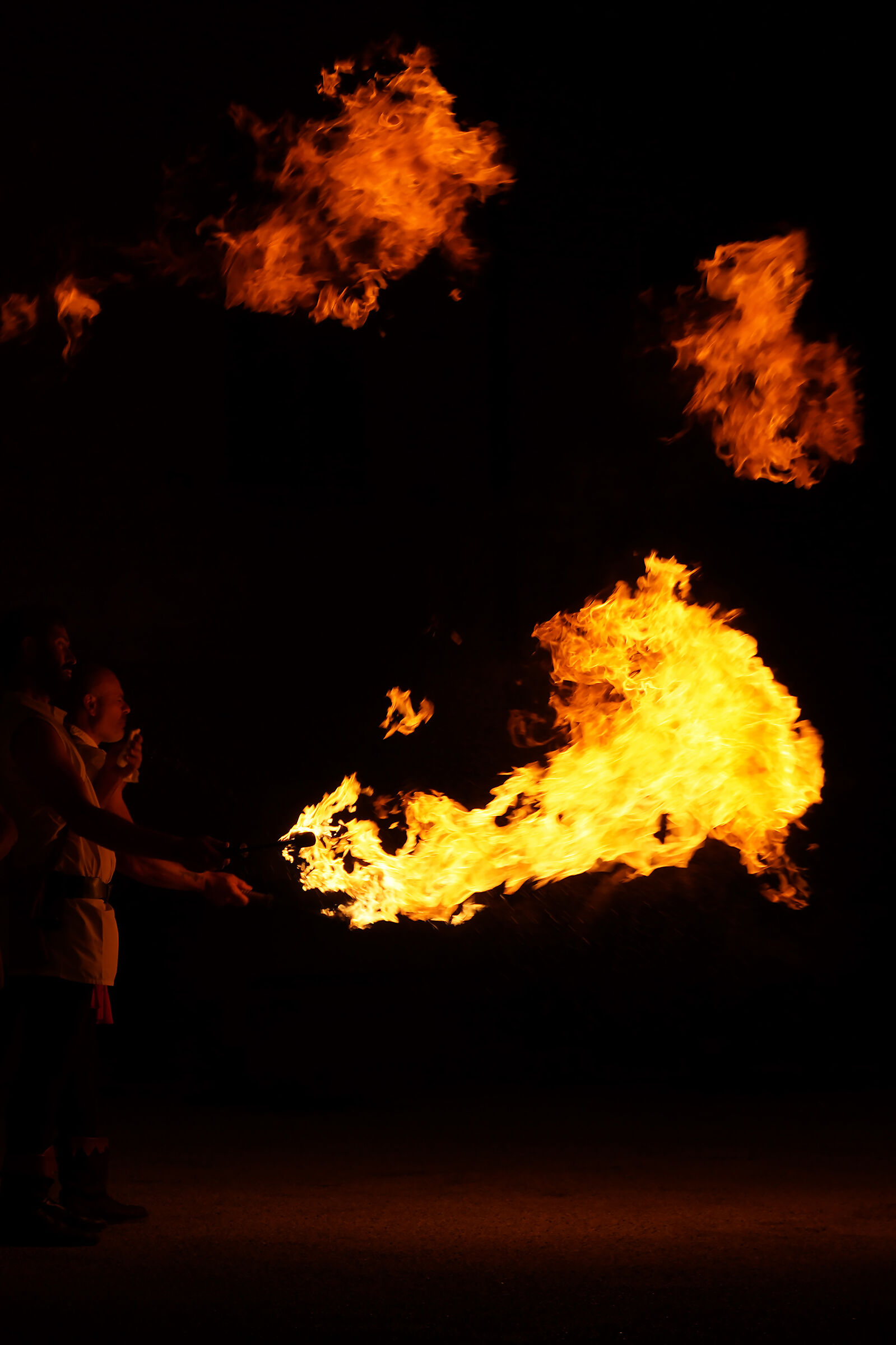 i mangiatori di fuoco