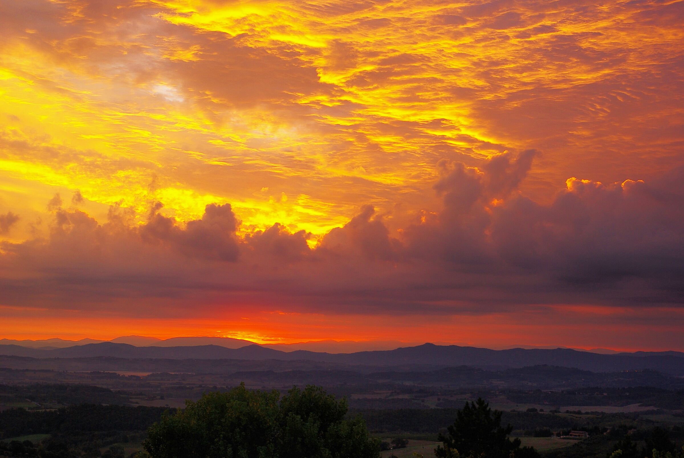 sunrise in Val d'Orcia