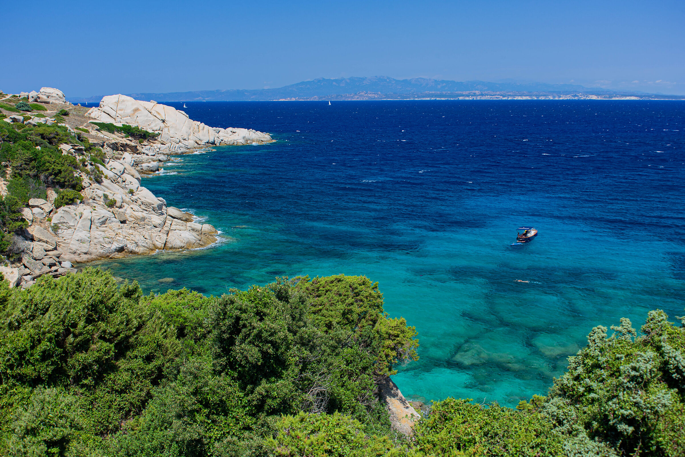 Un tuffo in questo mare...