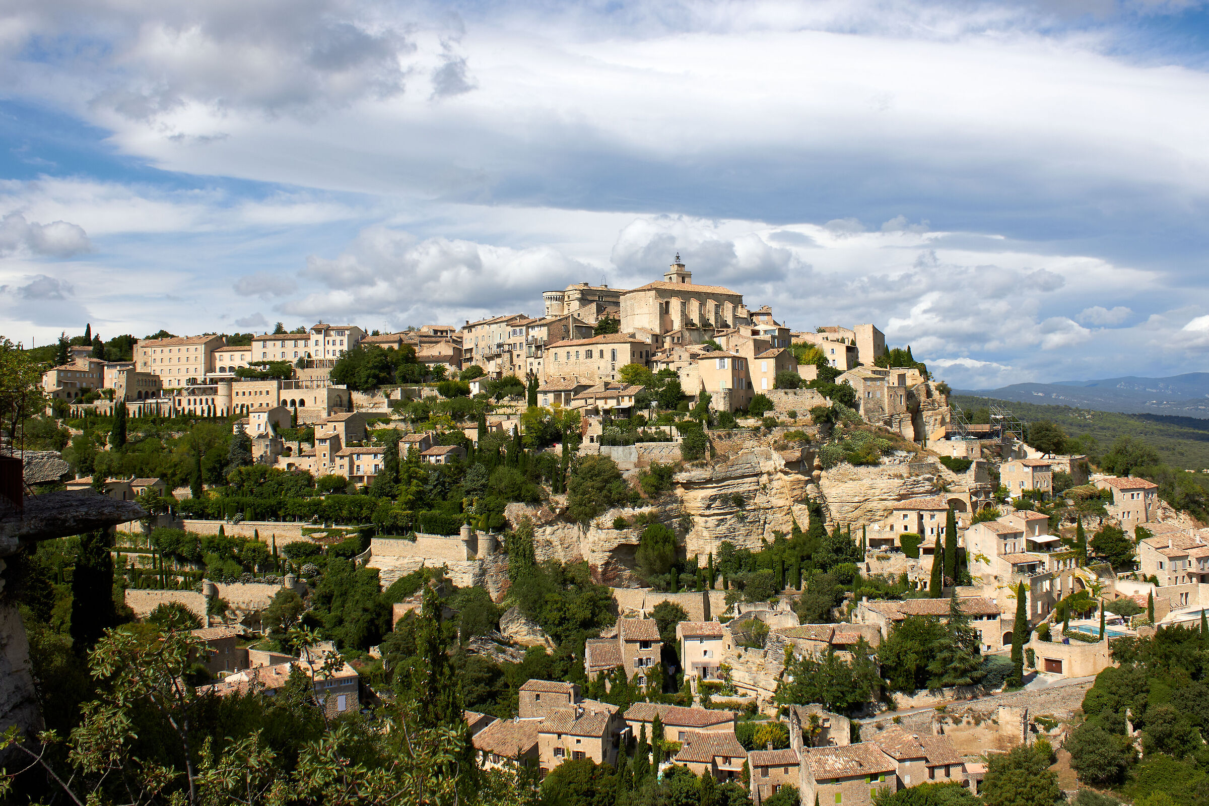 Gordes Car Hire