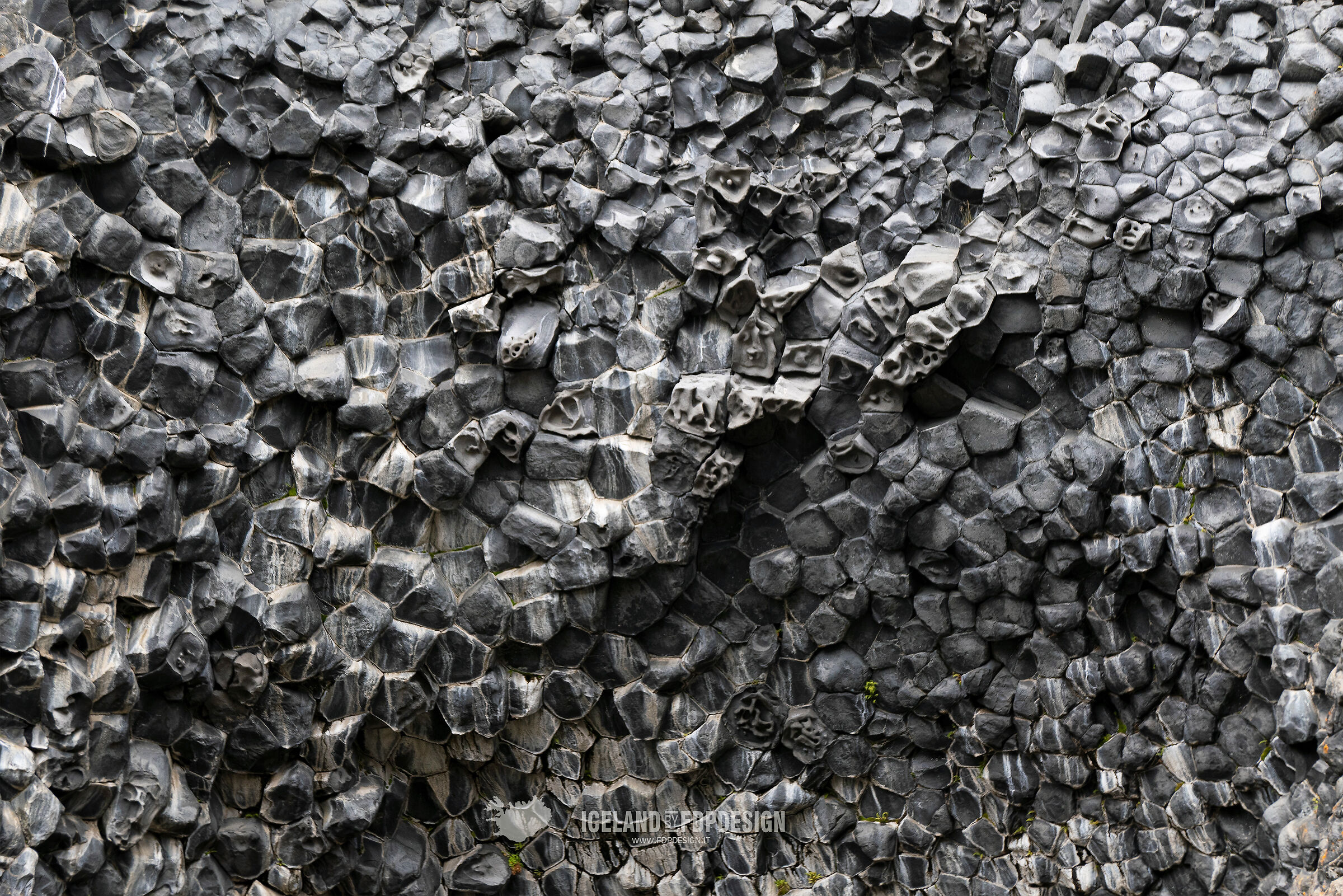 Hexagonal basalt wall