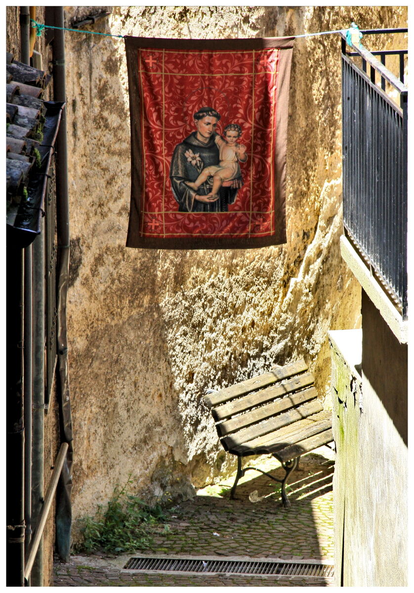 In the alleys of Scanno