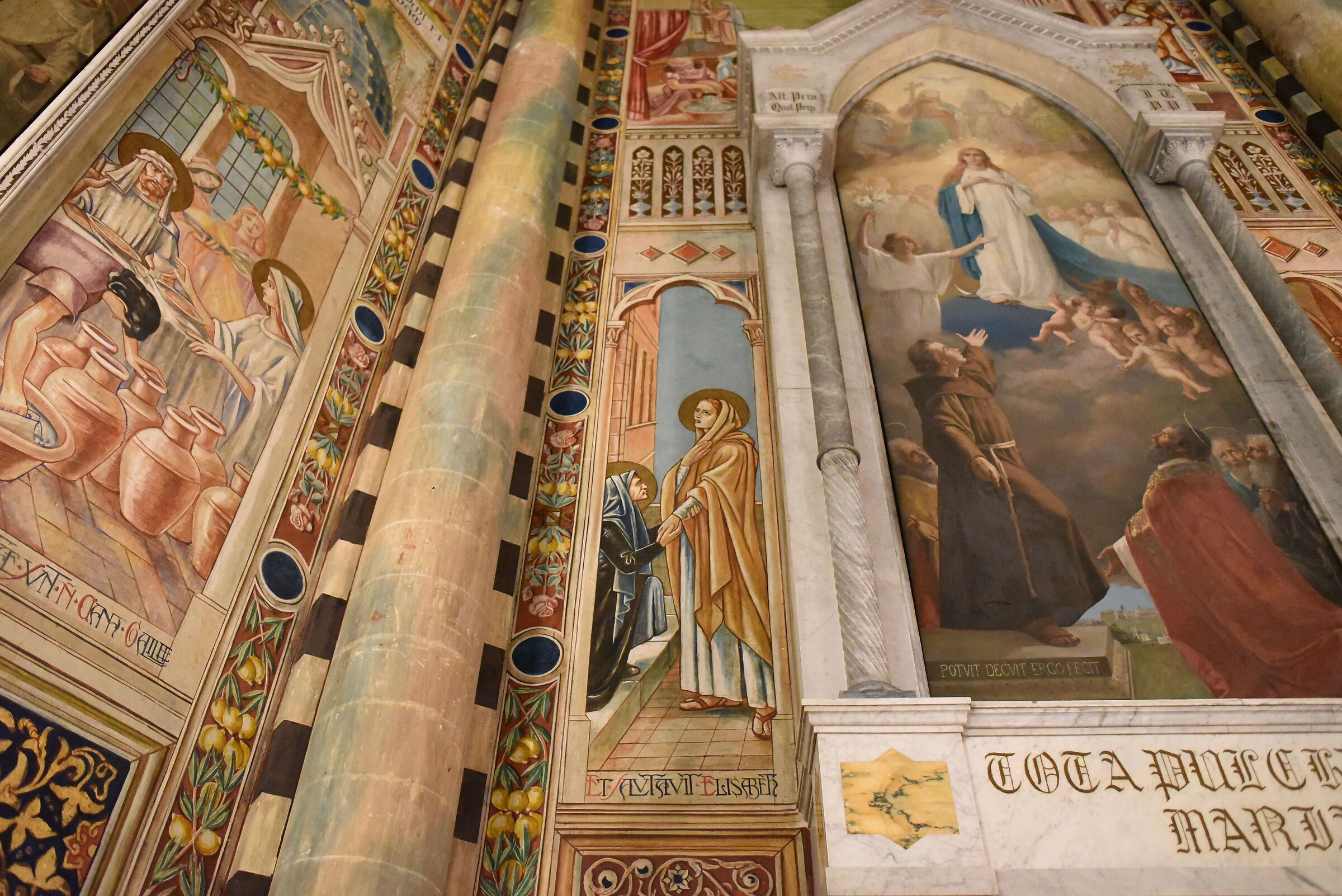 " ISO 12. 8 0 0 ", F. 2.4 , 1/ 250- Nikon 28, 1.4 E ED