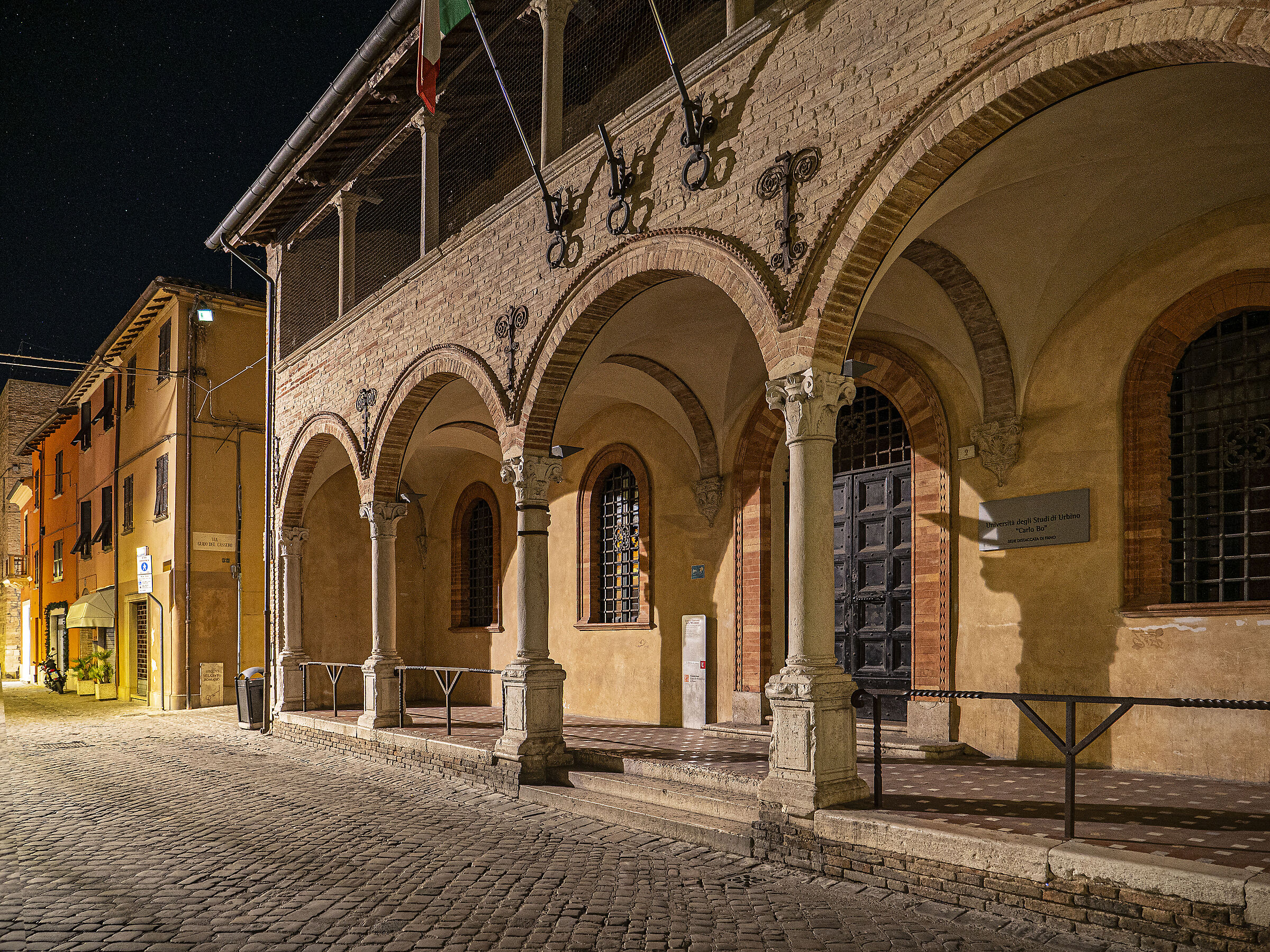 Via Arco d' Augusto - Fano