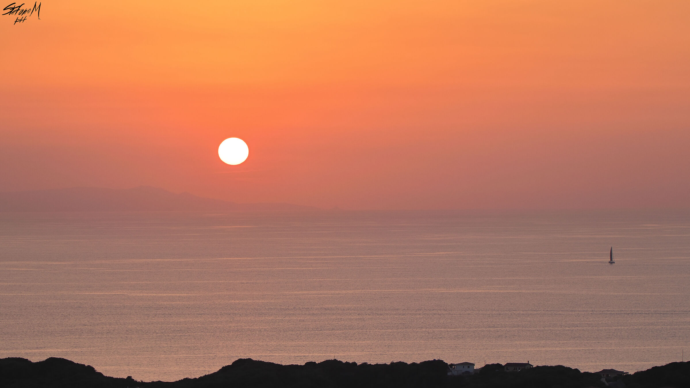 Fiery sunset over the Gulf of Badesi