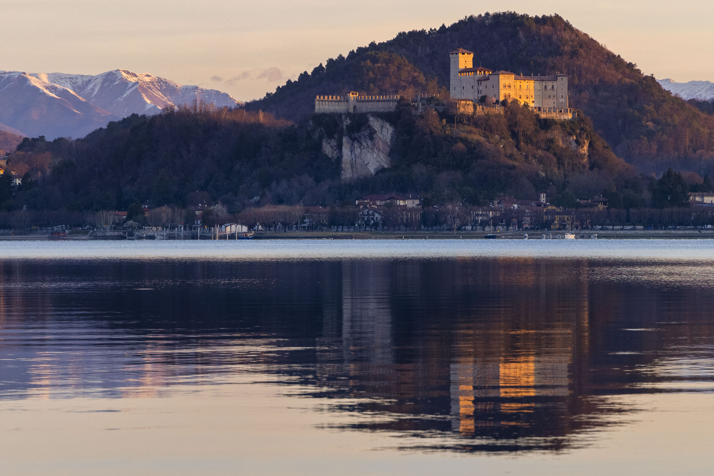 Reflection on the lake, Castle of Angera (VA)