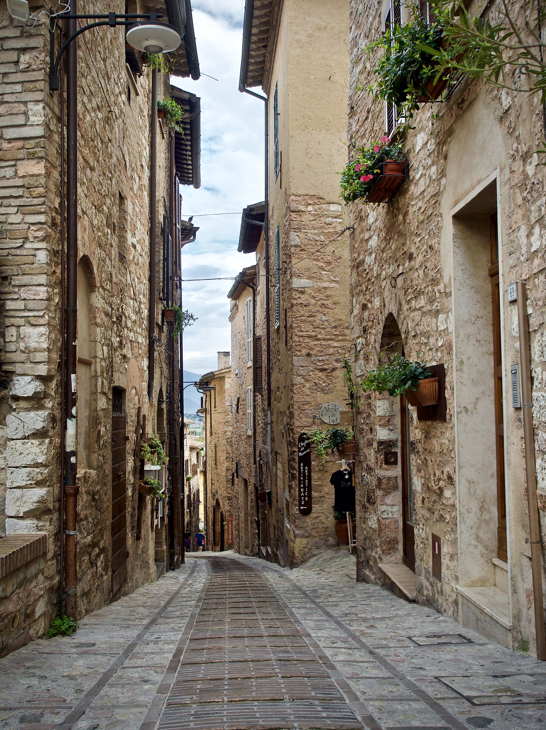 Vicolo di Spello verticale