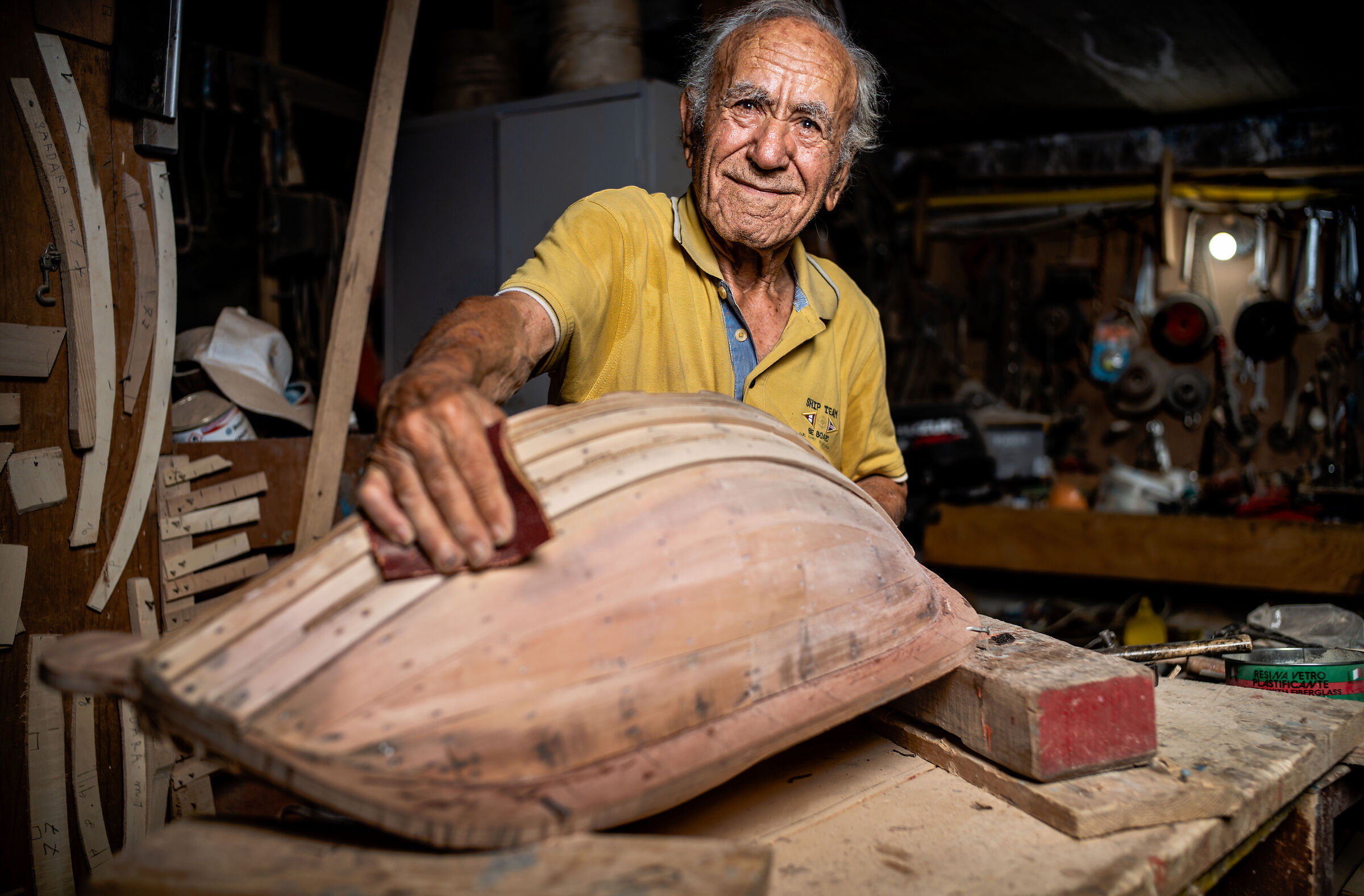 " The great Shipwright and the small boat "