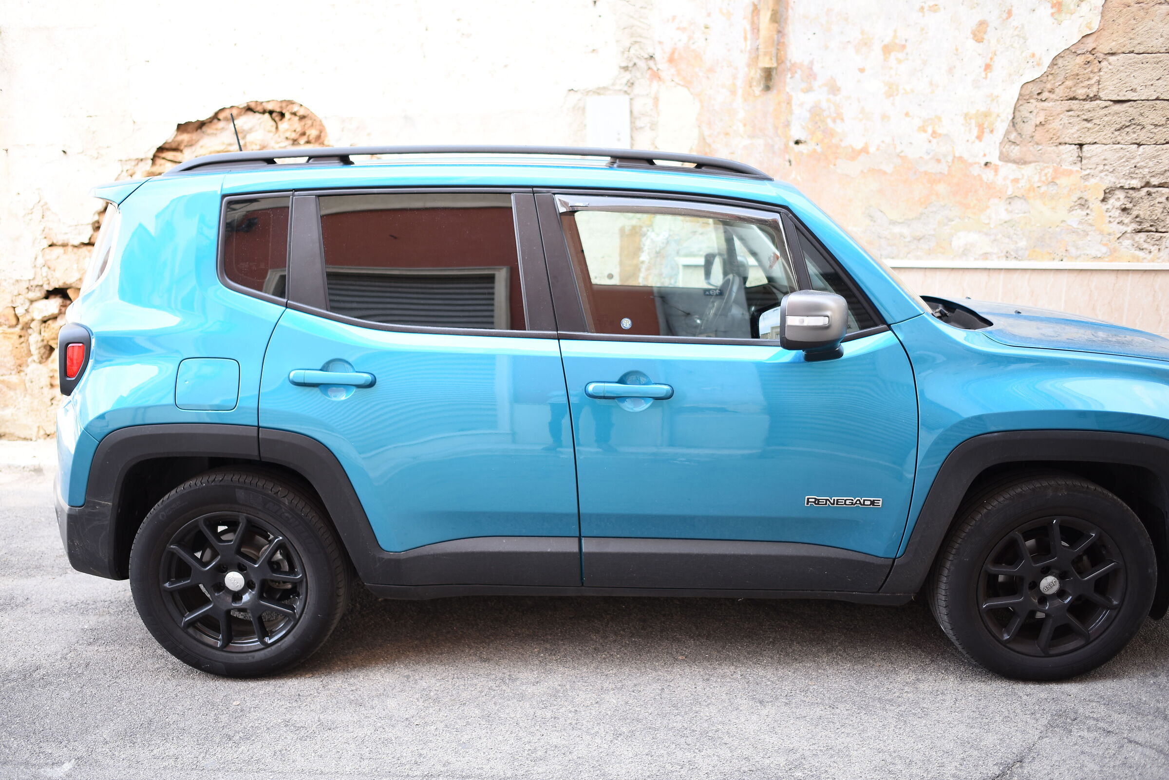 " F. 1.8 ", 1/ 250, ISO 125- Nikon 28, 1.4 E ED