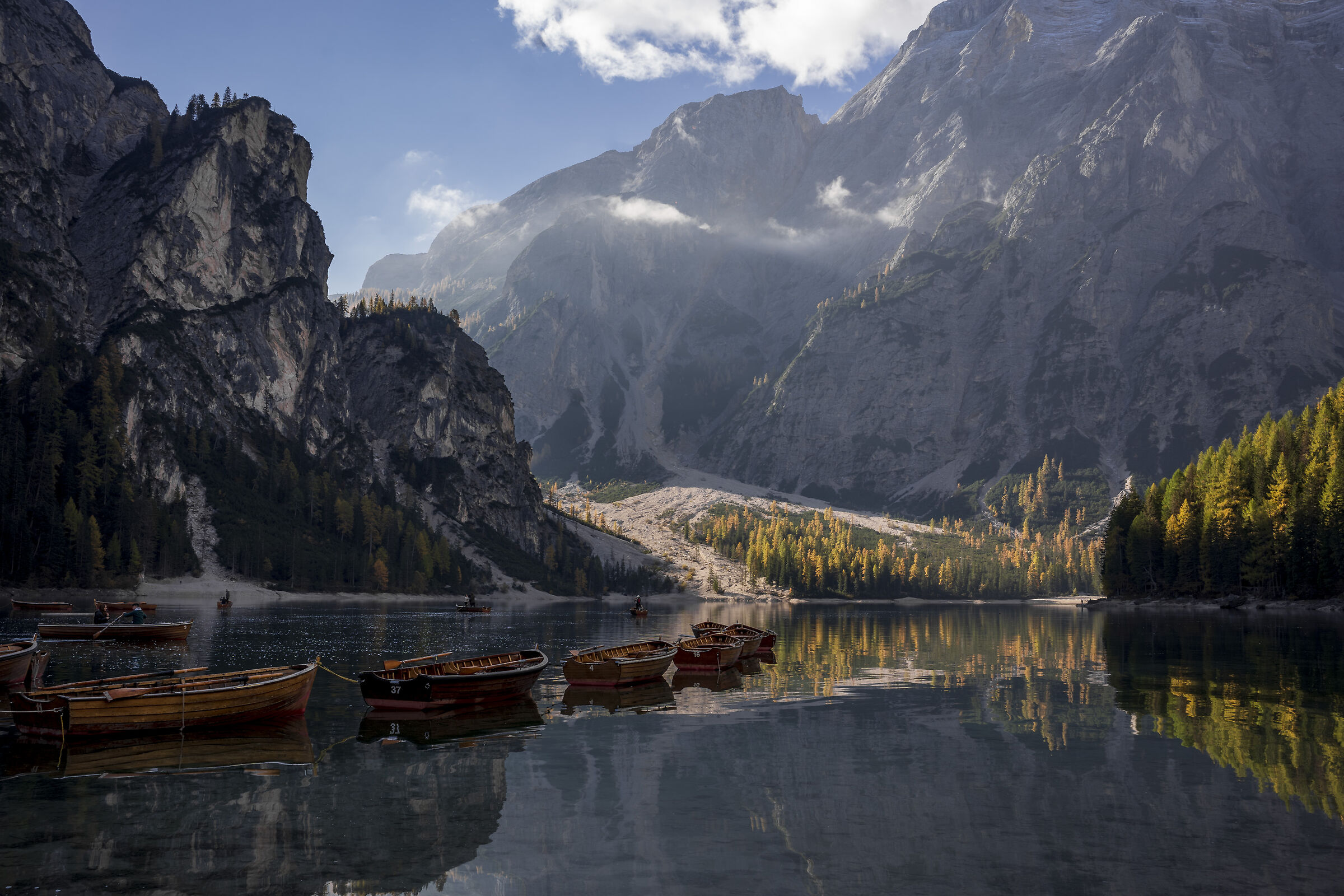 Il primo impatto con il lago di Braies