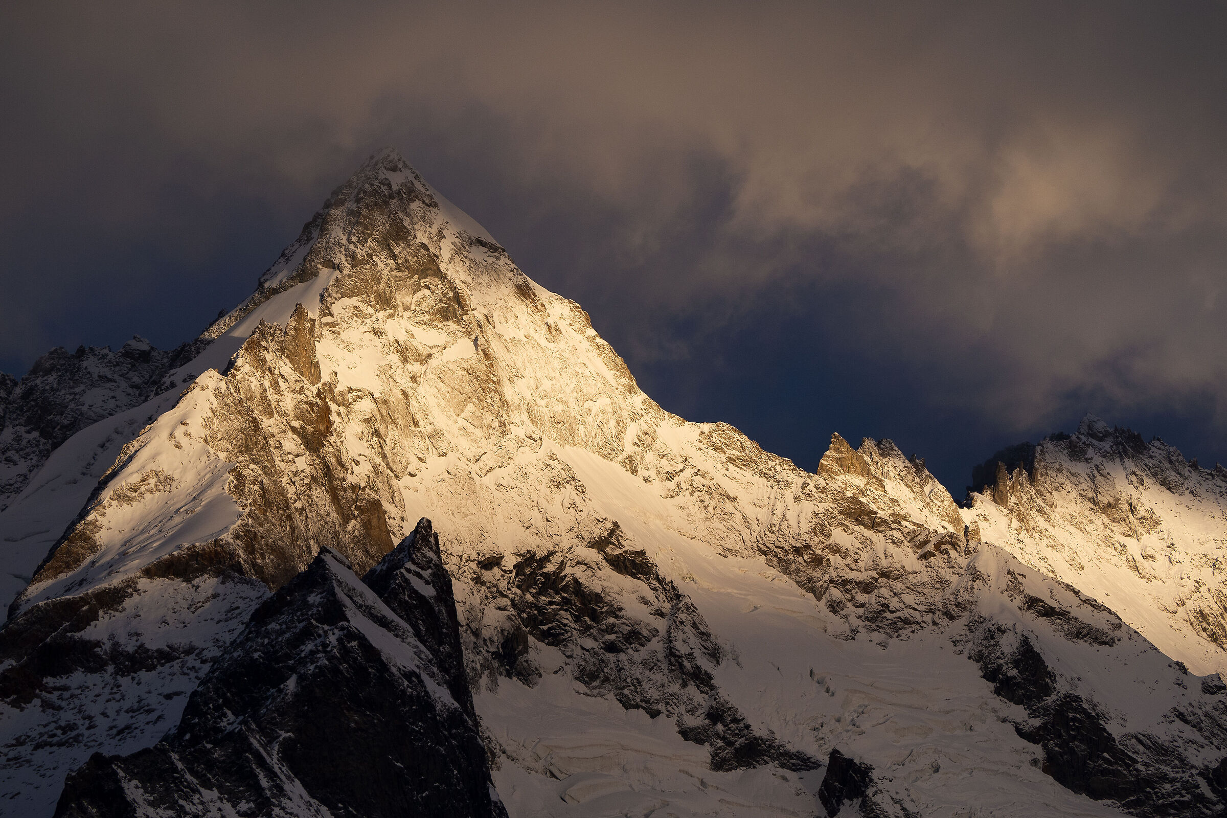 Alba sul Mont Dolent.