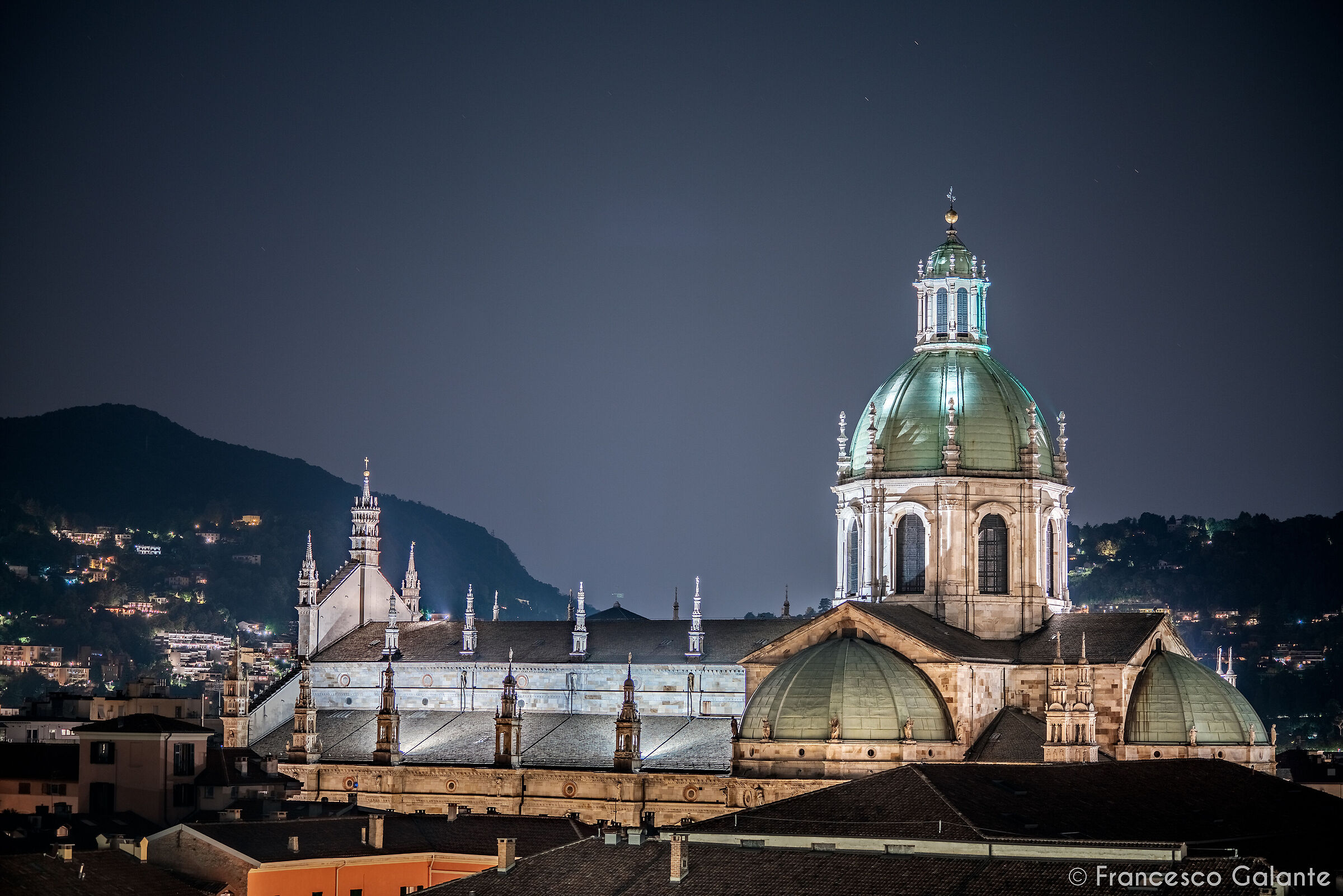 Duomo di Como in Notturna 3