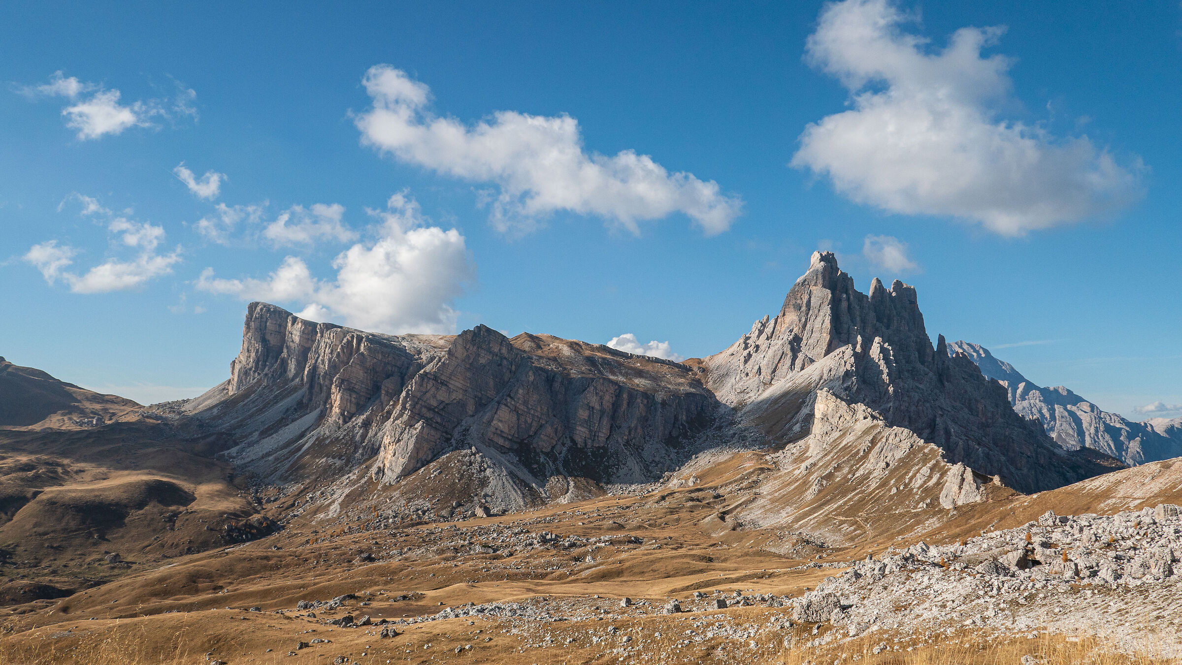 Lastoi de Formìn e  Croda da Lago