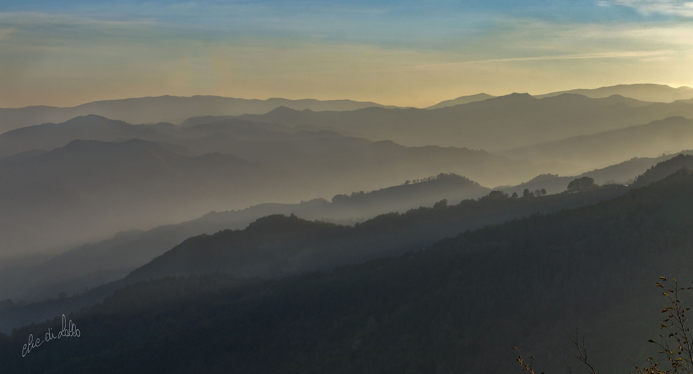 L'appennino in Romagna al tramonto