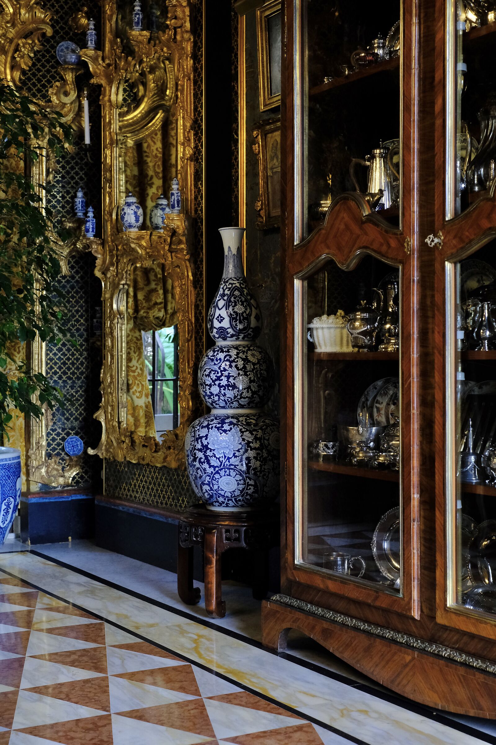 three-round vase of German invoice