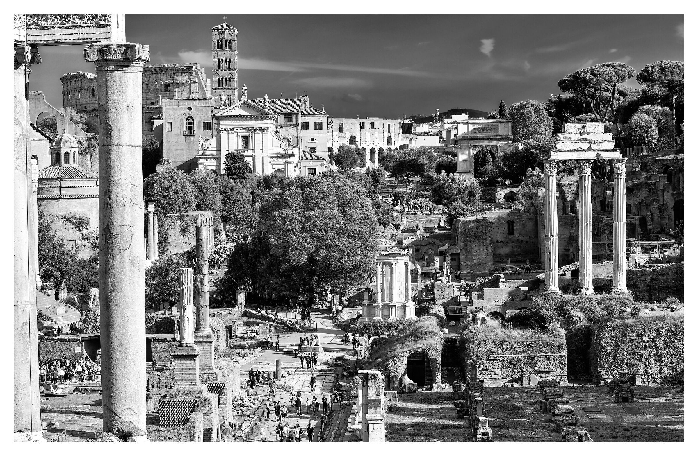 Roma-Una domenica ai Fori