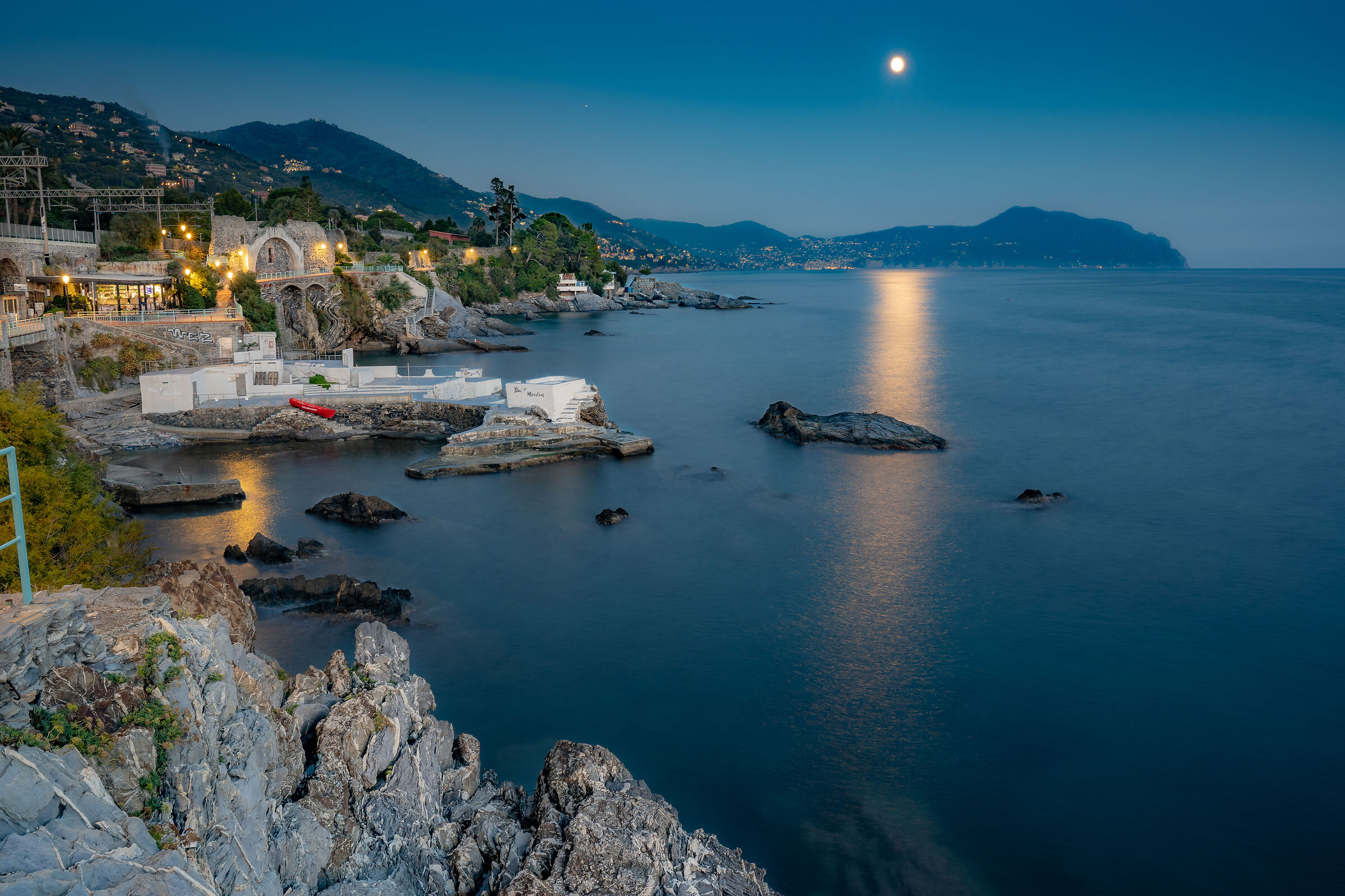 Moon Line Camogli