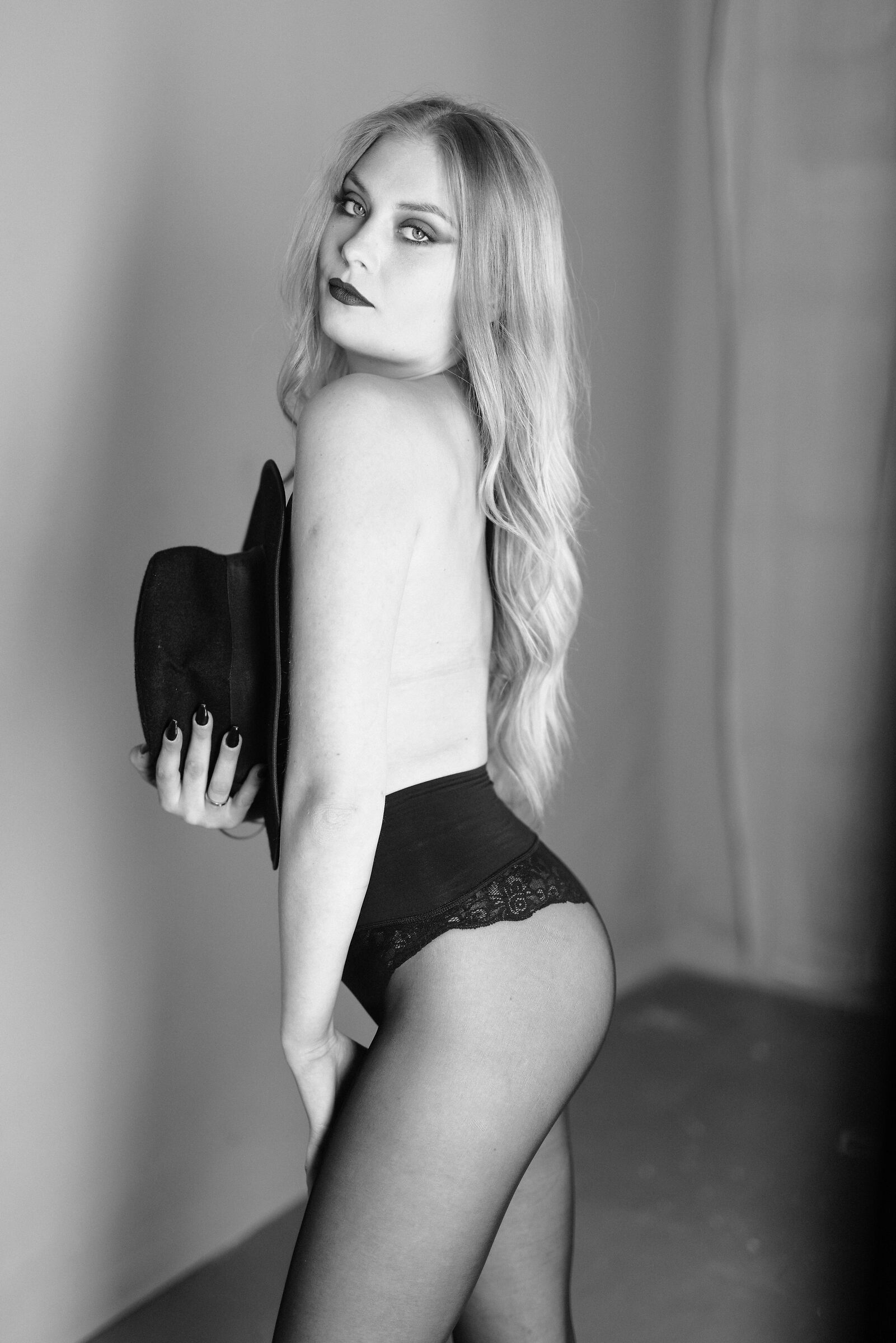 Laura 18