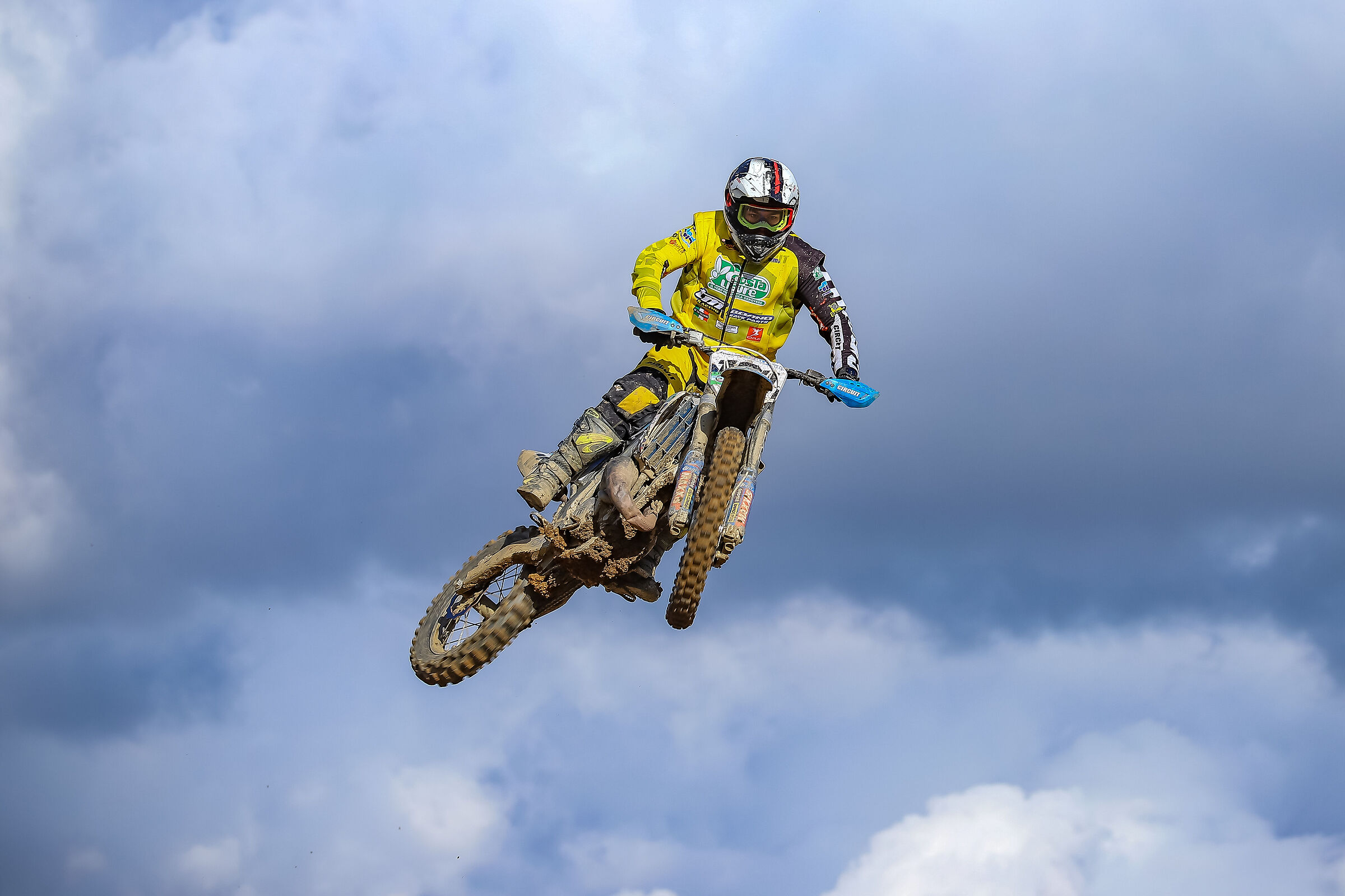 Motocross tra le nuvole