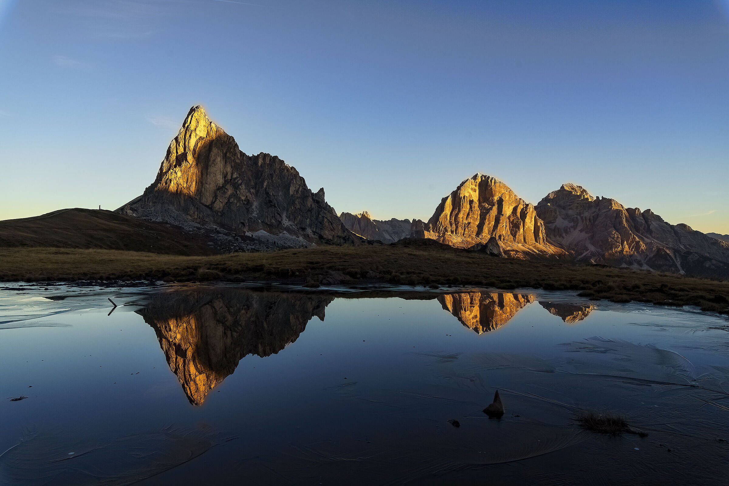 Ra Gusela reflection point