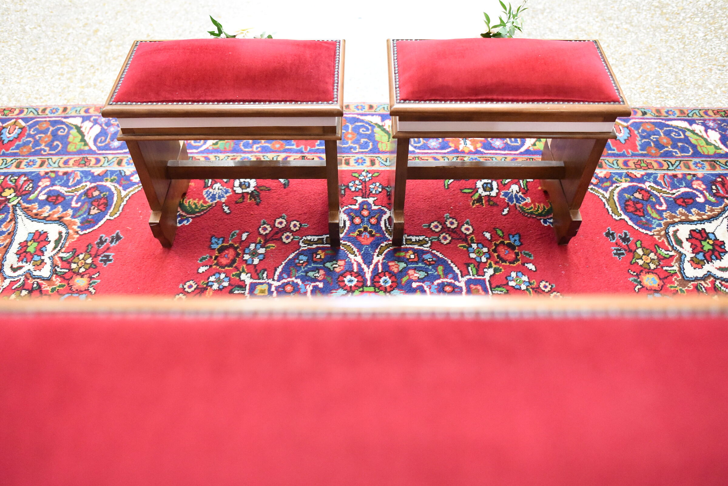 " ISO 12. 8 0 0 ", F. 2.4, 1/ 125- Nikon 28, 1.4 AND ED