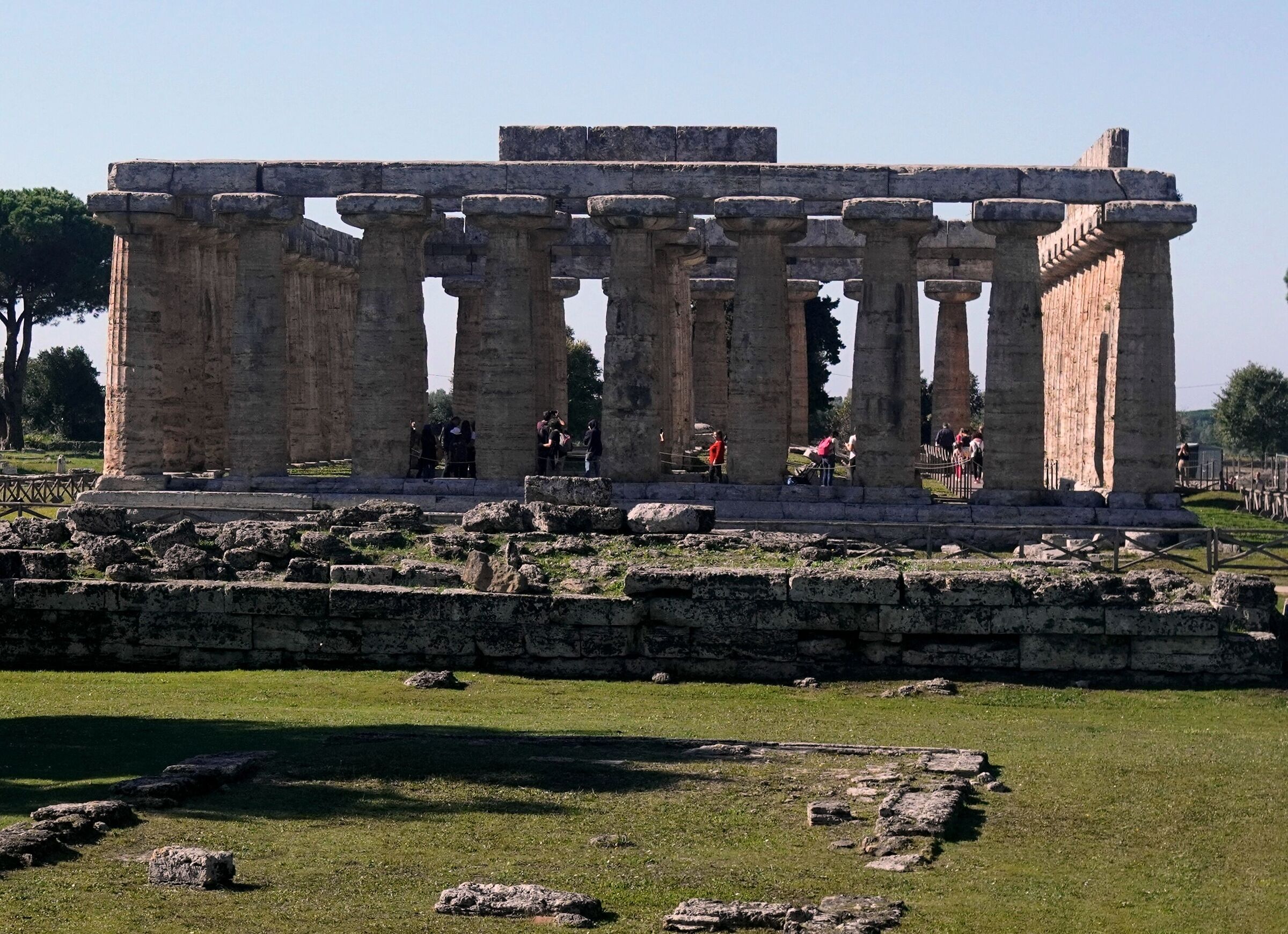 Paestum - La Basilica - VI Secolo a.C.