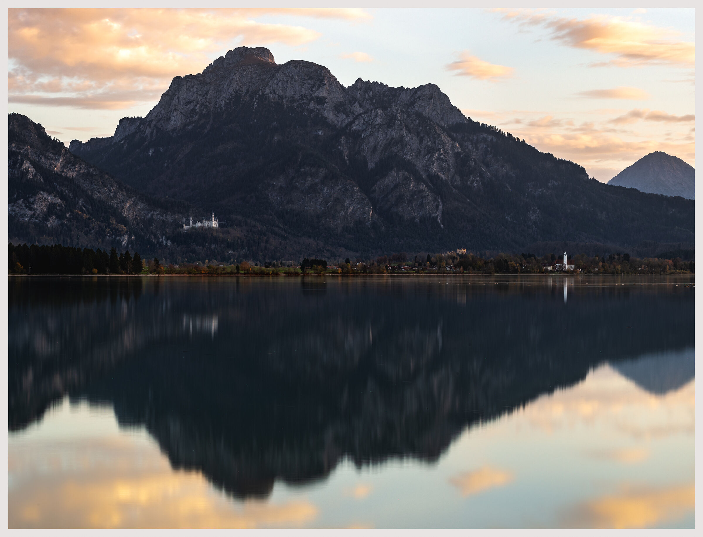 Blick auf Königschlösser Neuschwanstein und Hohens...
