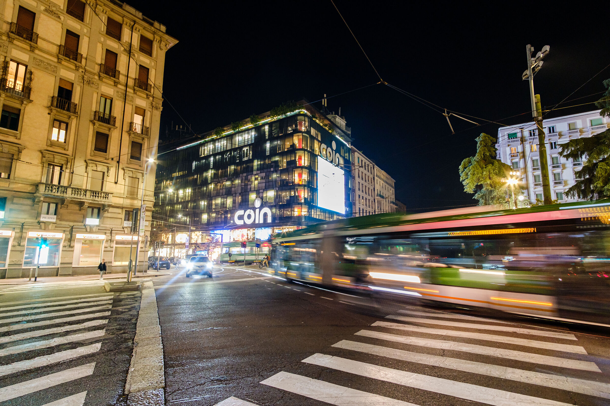 Piazza 5 giornate - Milan