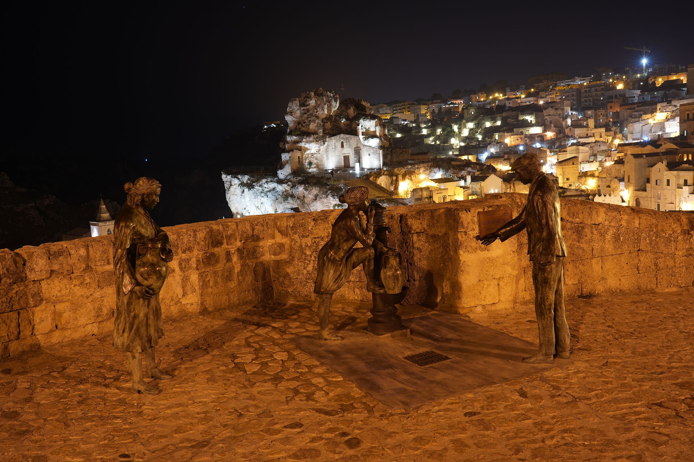 Matera La Fontana Dell'Amore  con vista....
