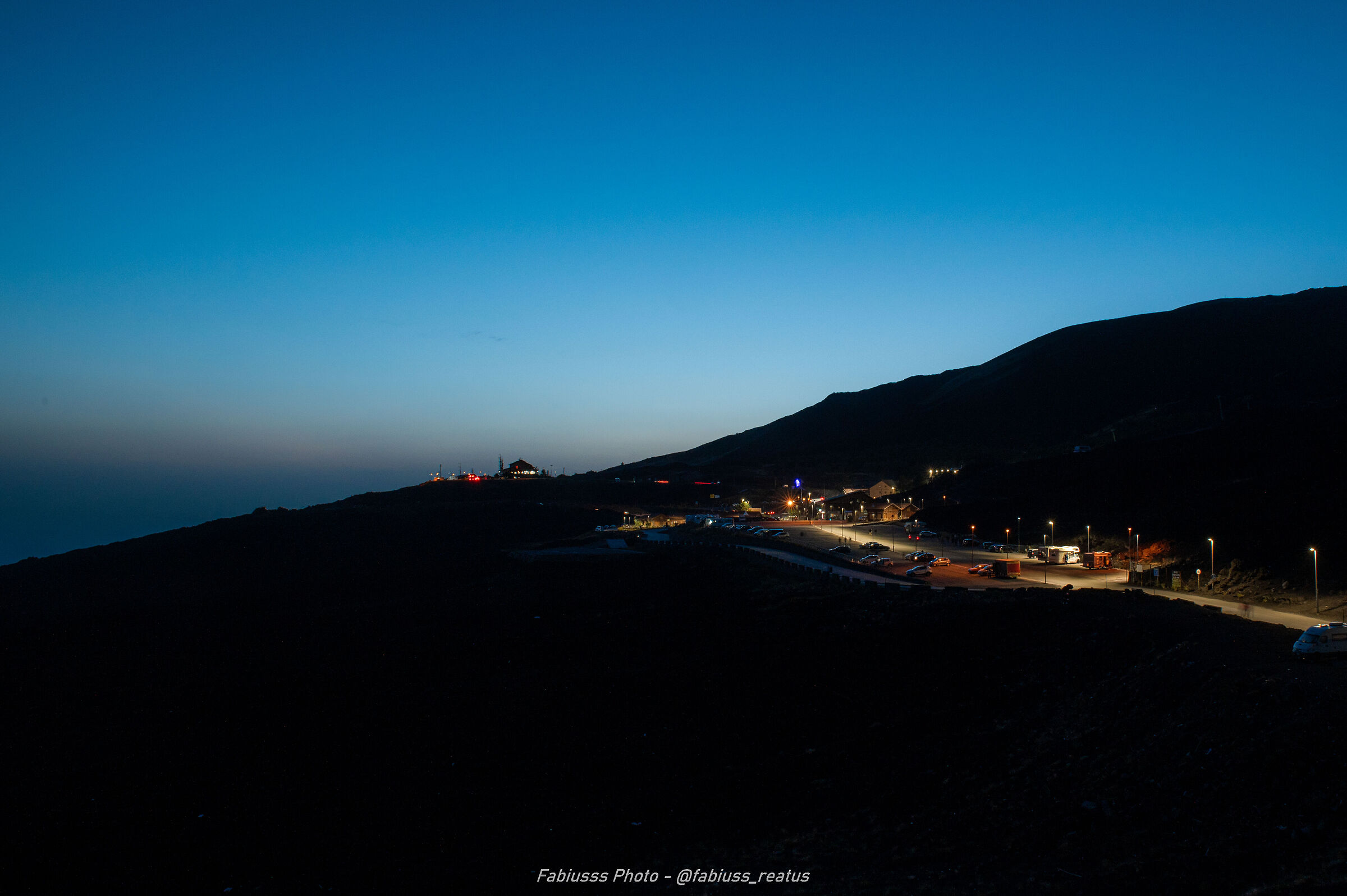 Rifugio Sapienza at sunset