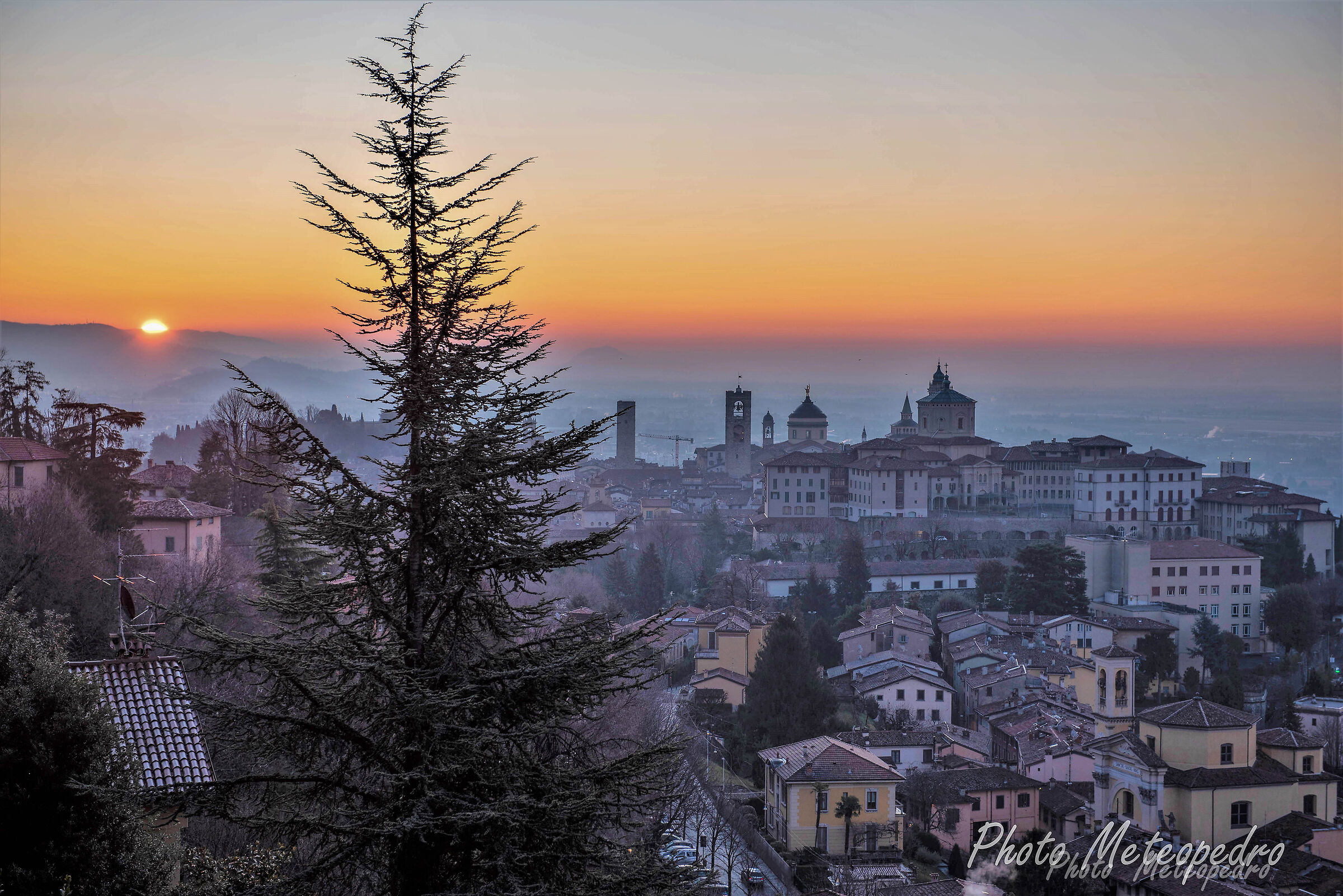 Sunrise in the Upper Town