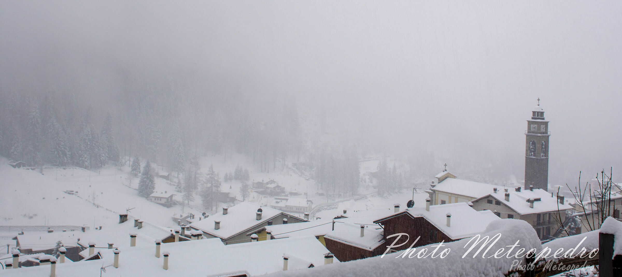 Snowfall in progress