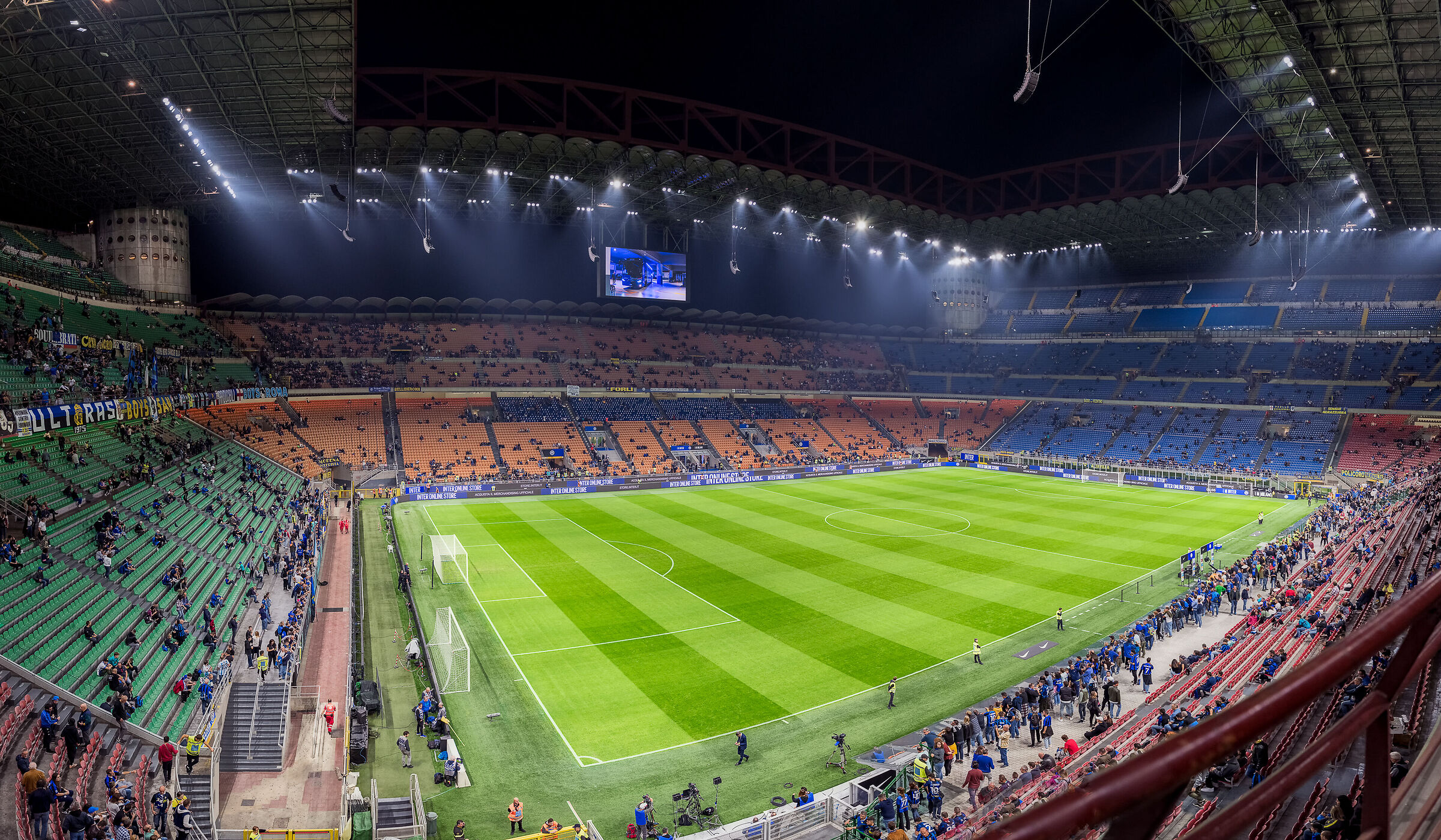 San Siro: Stadio Giuseppe Meazza