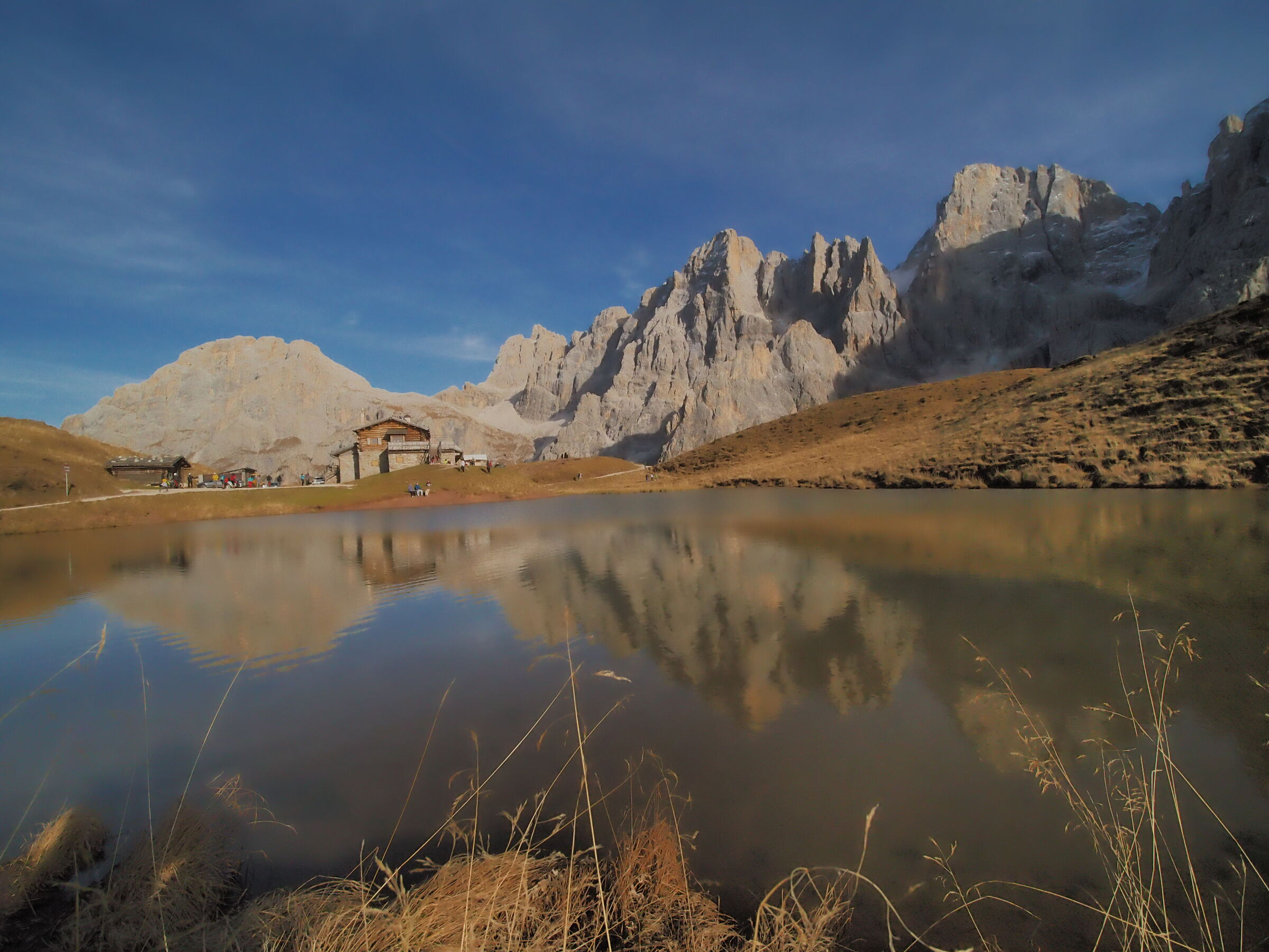 Hut Segantini_passo Rolle