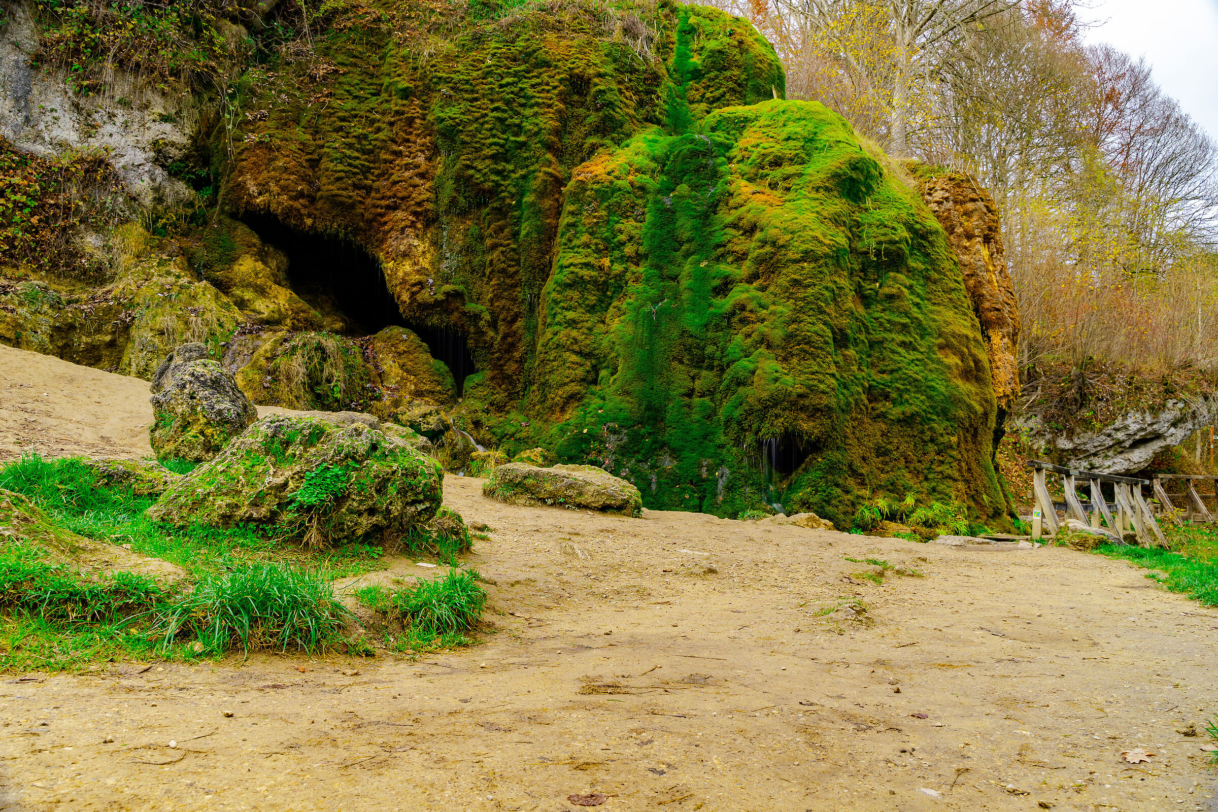 Waterfall Dreimühlen Eifelpark