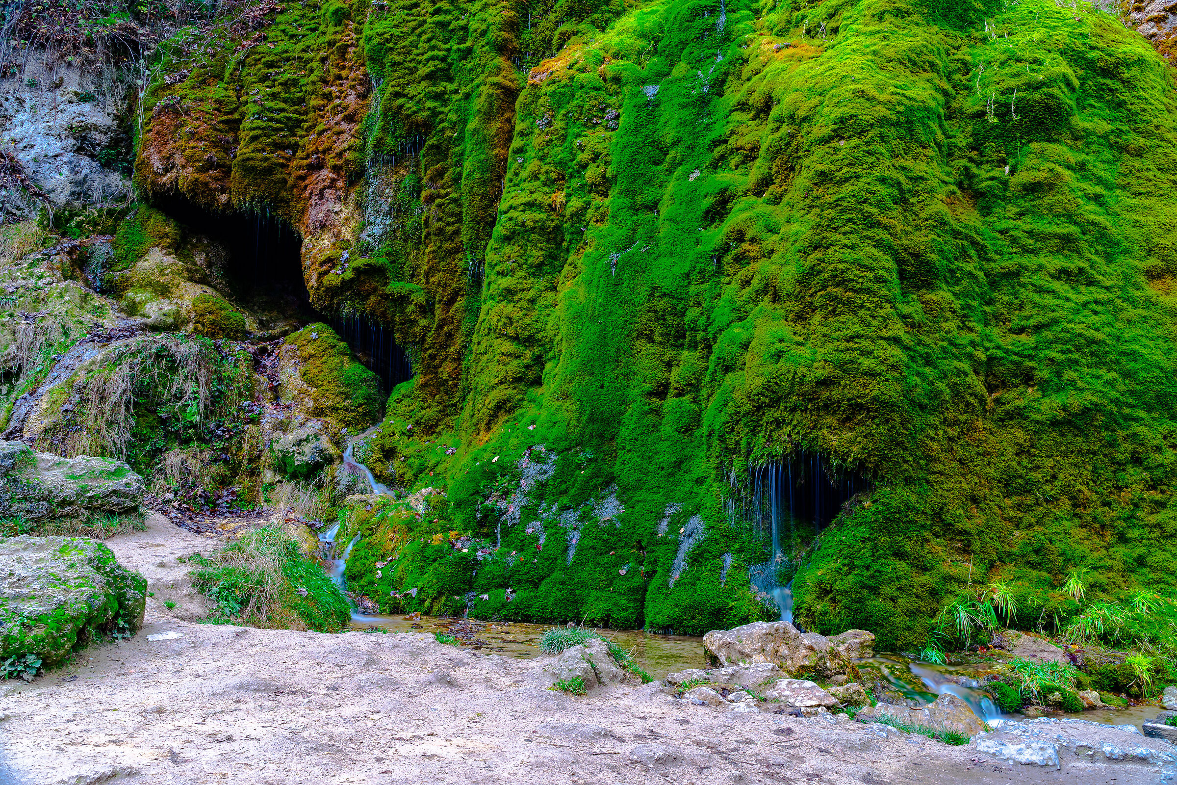 Waterfall Dreimühlen Eifelpark