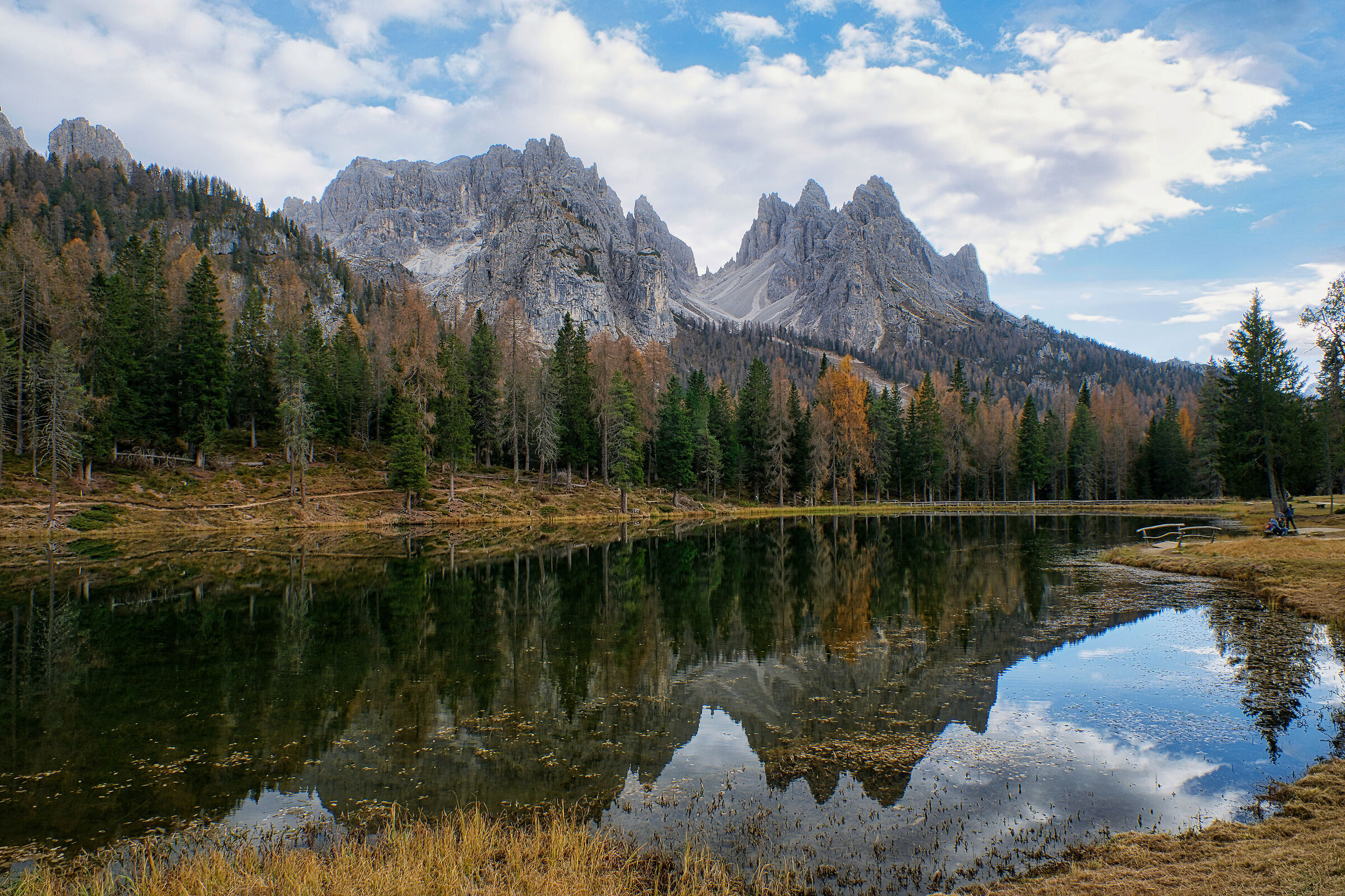 Lago d'Antorno in autunno