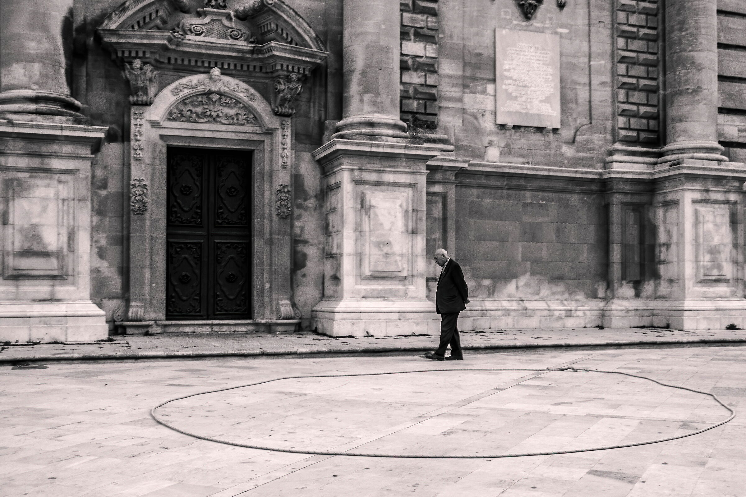 I'm out of the circle...