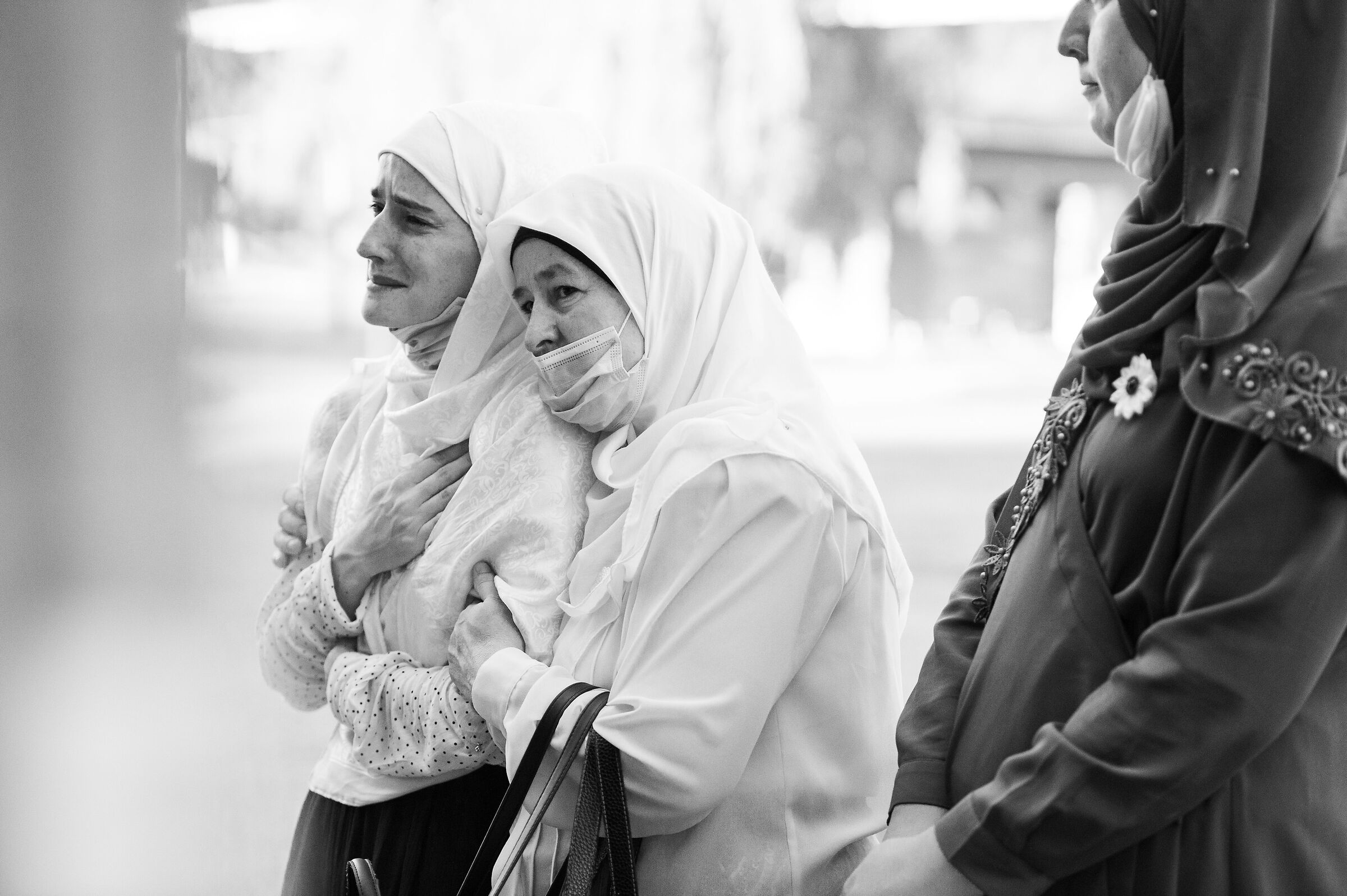 Il dolore dei parenti delle vittime