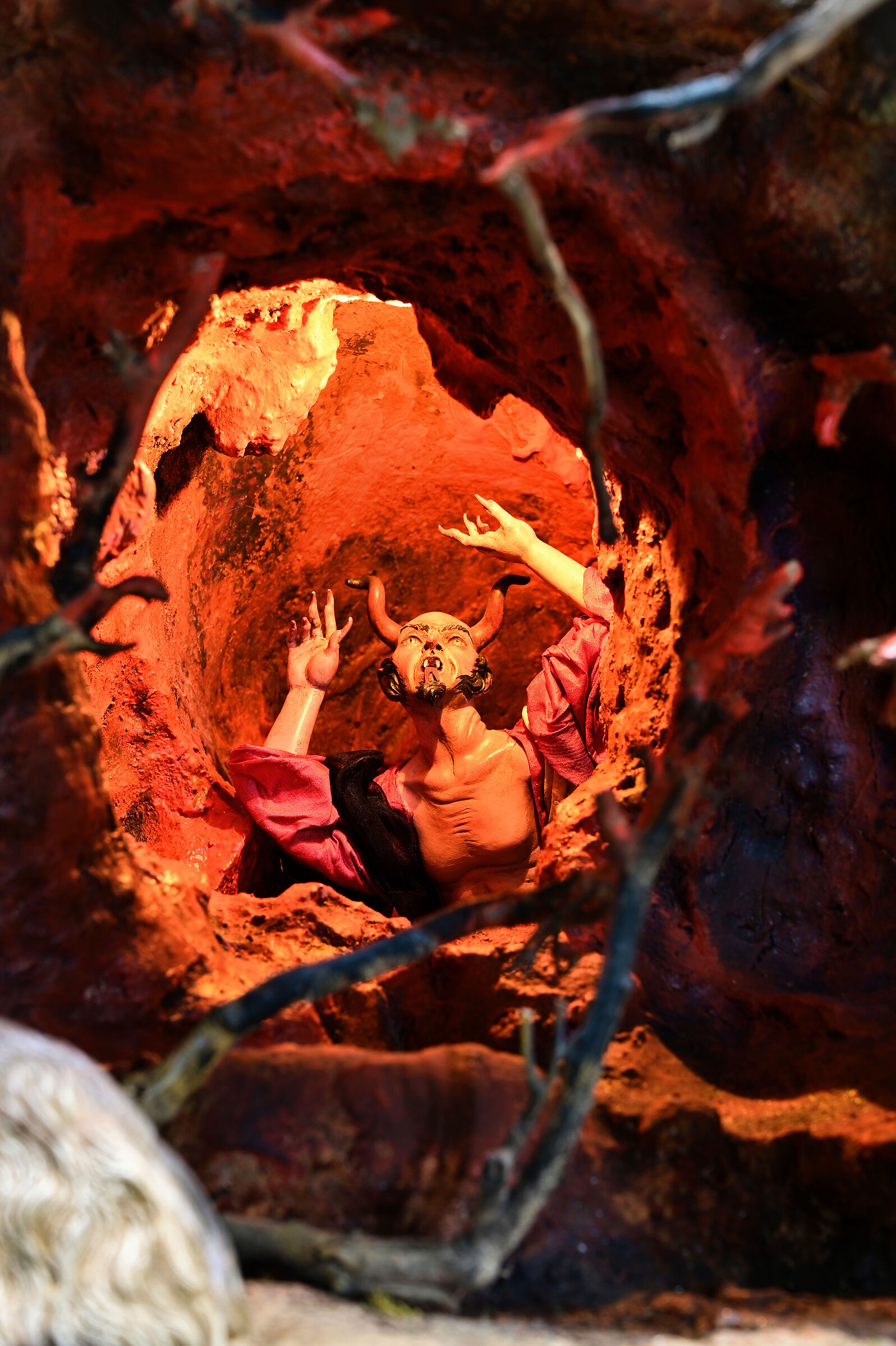 Presepe 2022 - Il Diavolo nella grotta -