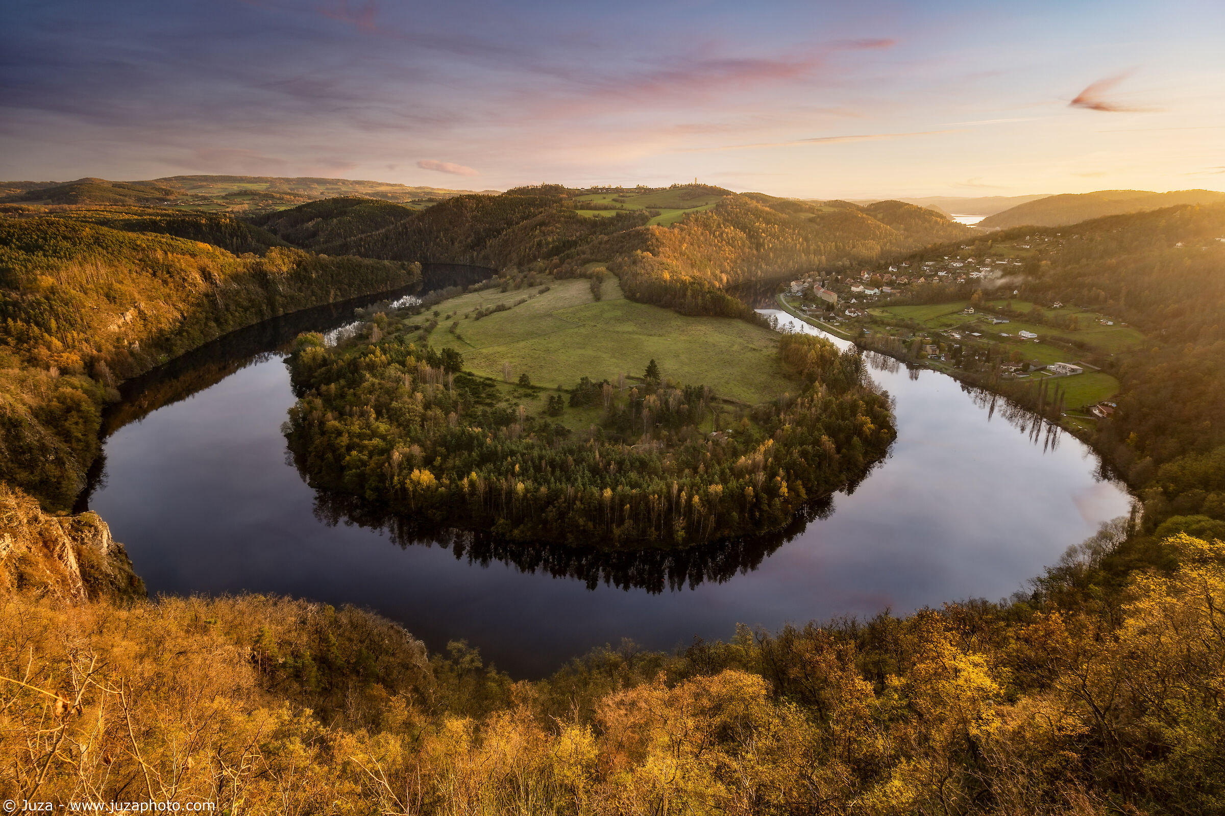 Solenice horseshoe bend